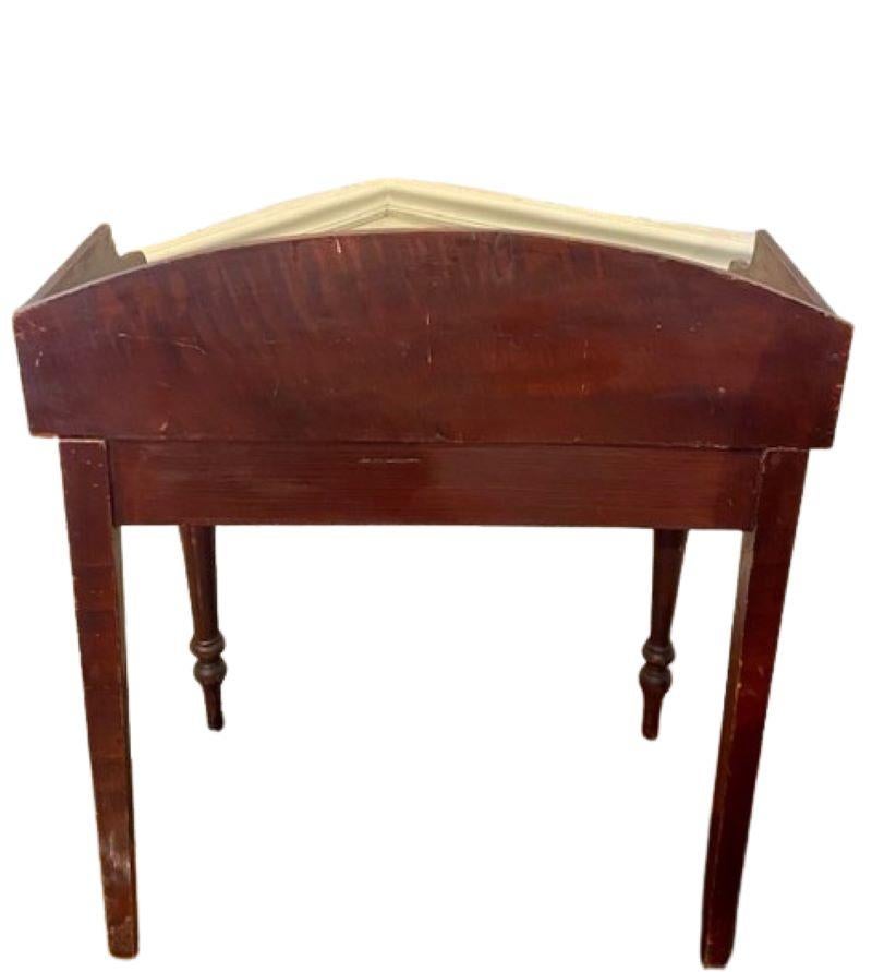 19th Century Country Sheraton Grain Painted Wash Stand For Sale 3