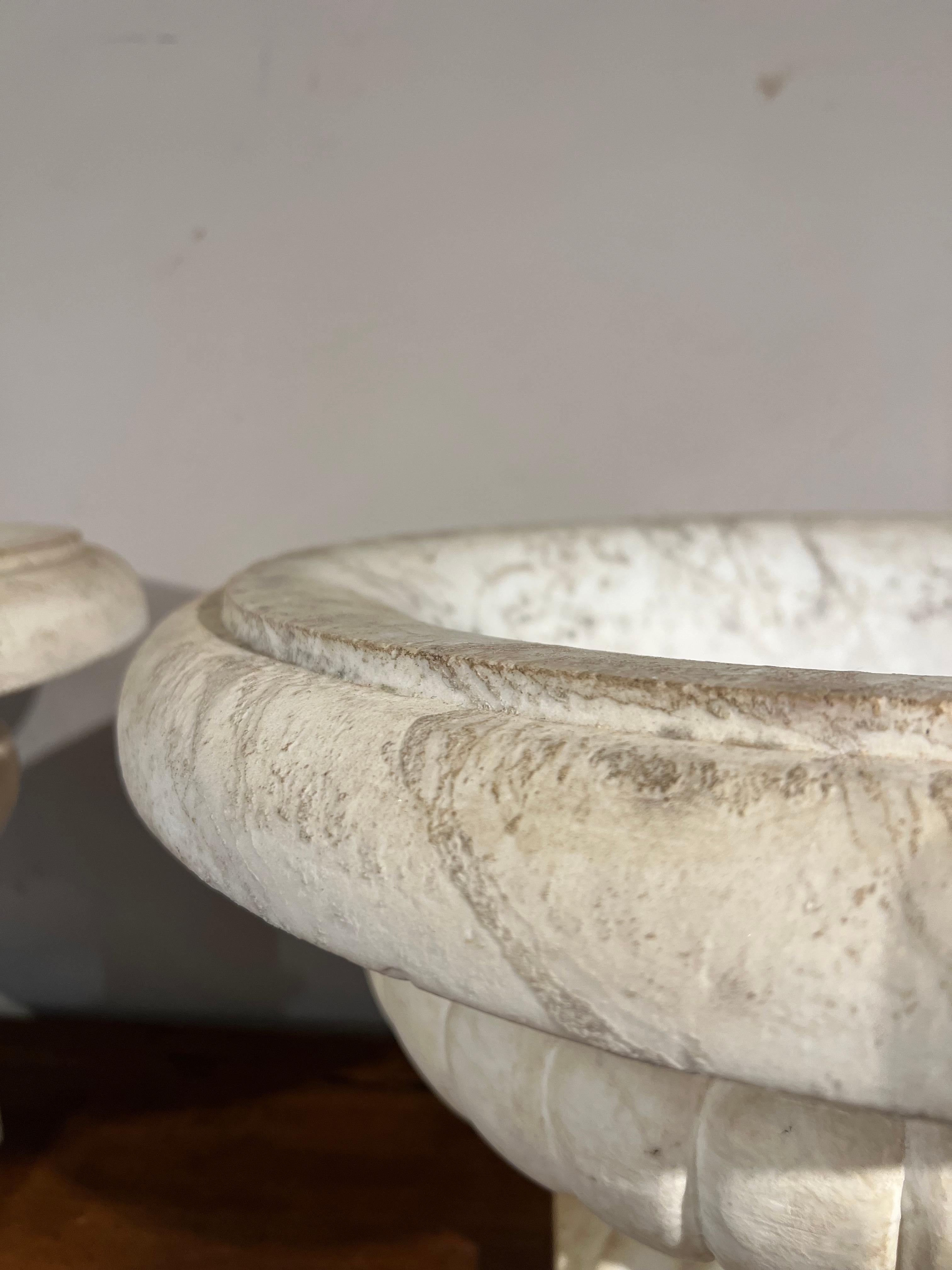 19th Century Couple of Carrara Marble Basins For Sale 5