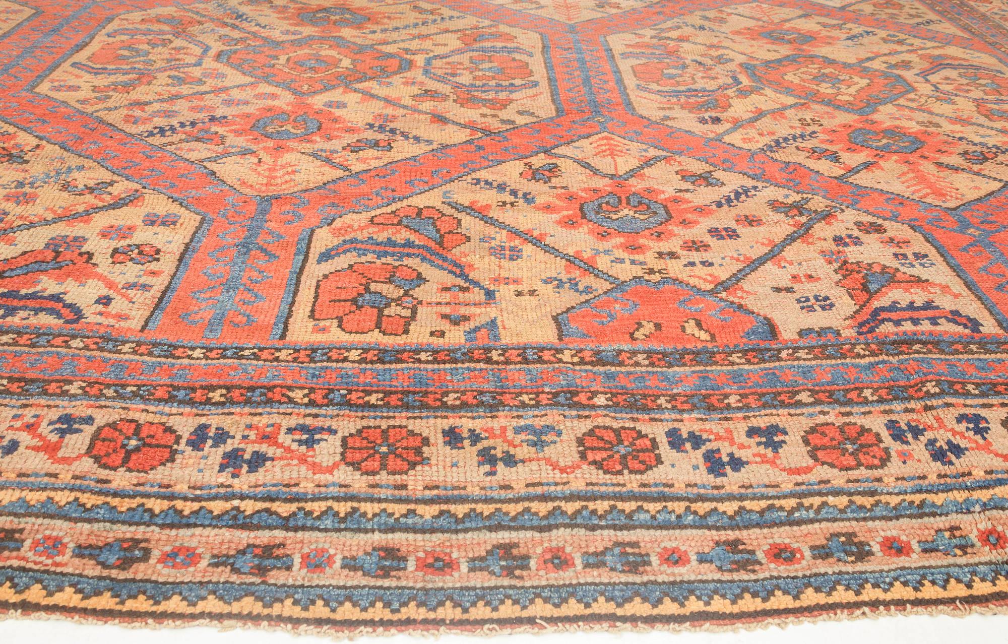 19th Century Crab Design Handwoven Wool Carpet For Sale 1