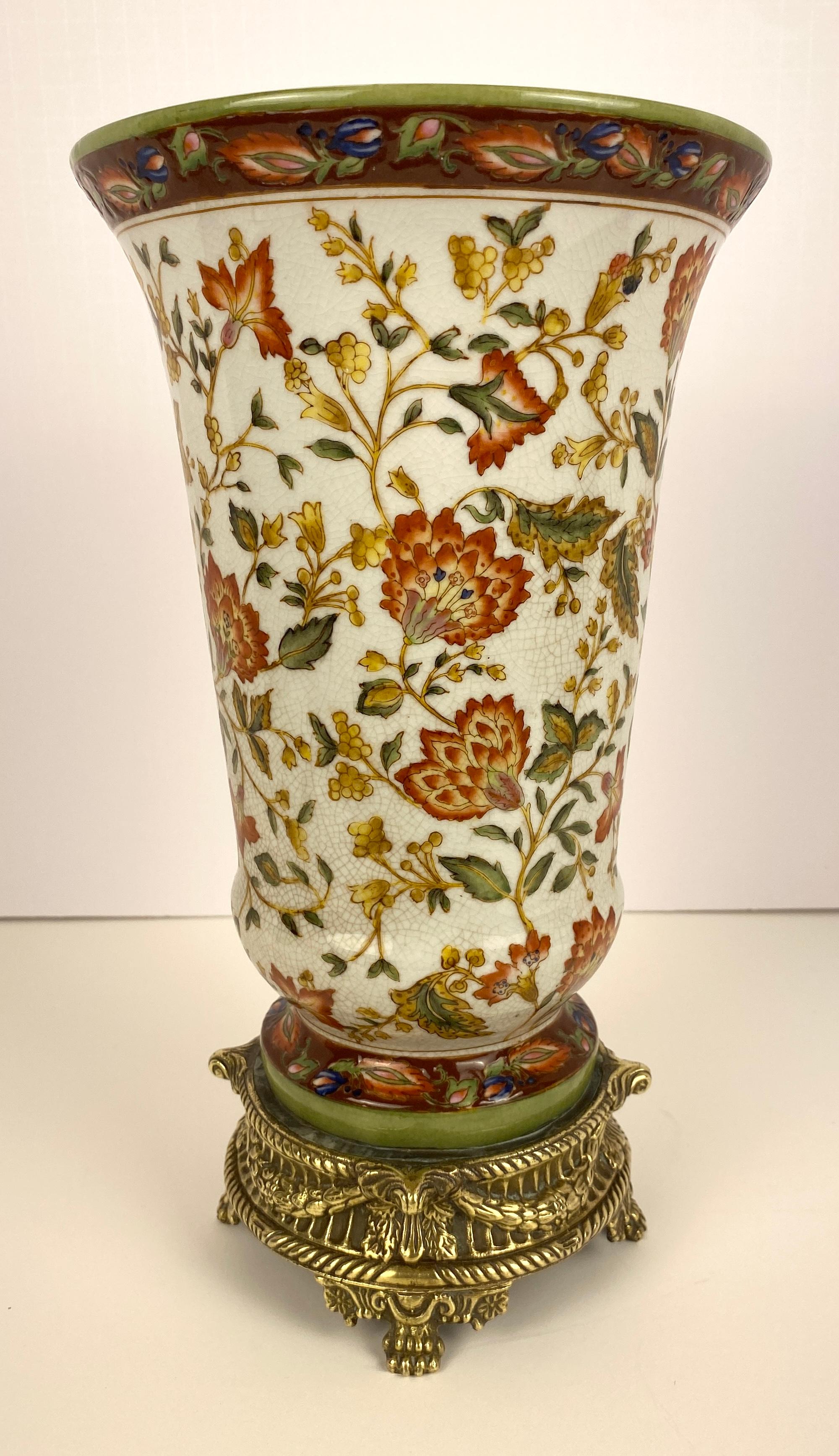 Vaso in porcellana screpolata del XIX secolo montato su bronzo, datato 1896 in vendita 1