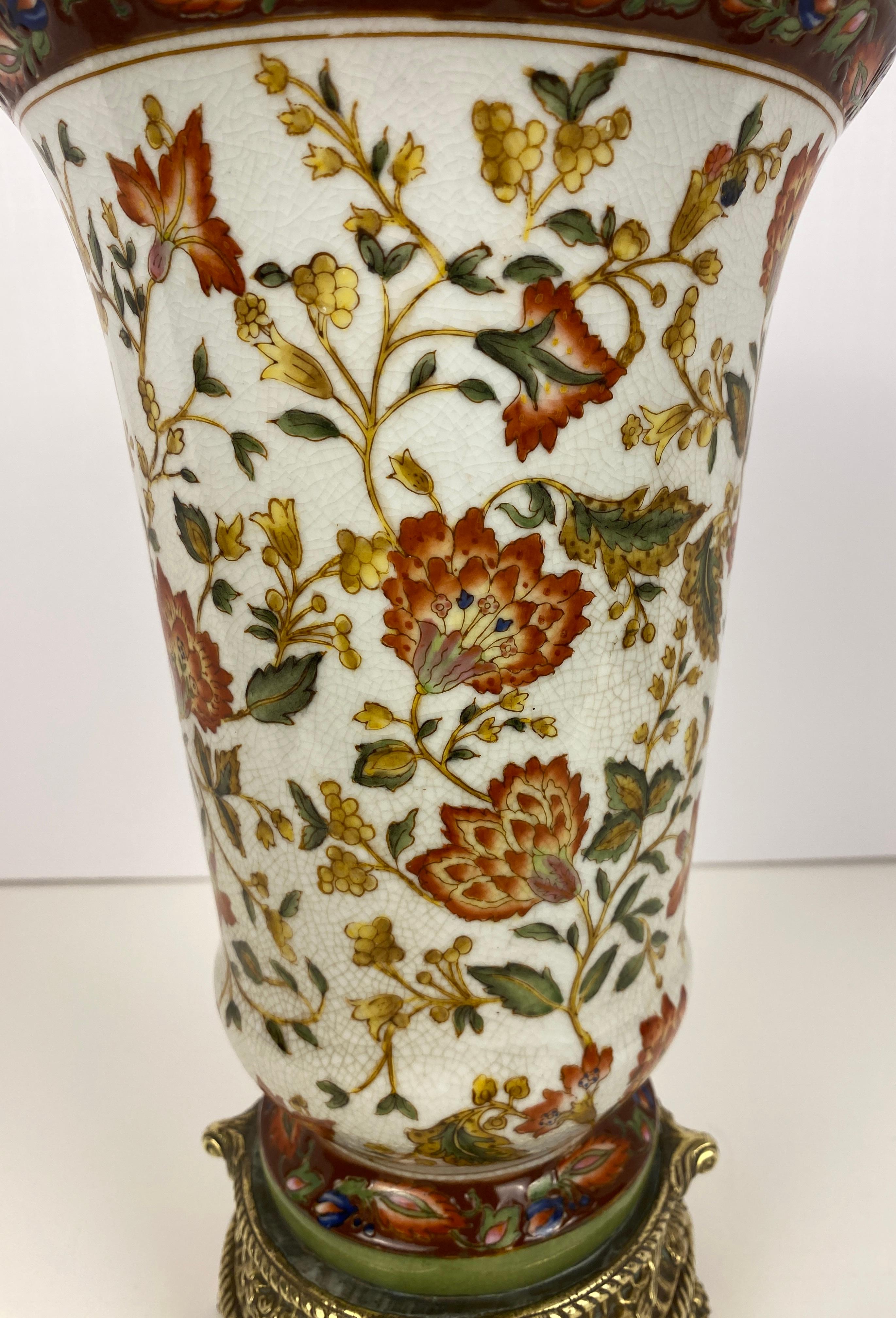 Porcellana Vaso in porcellana screpolata del XIX secolo montato su bronzo, datato 1896 in vendita