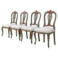 Set di quattro sedie da pranzo veneziane patinate del XIX secolo, color crema, con