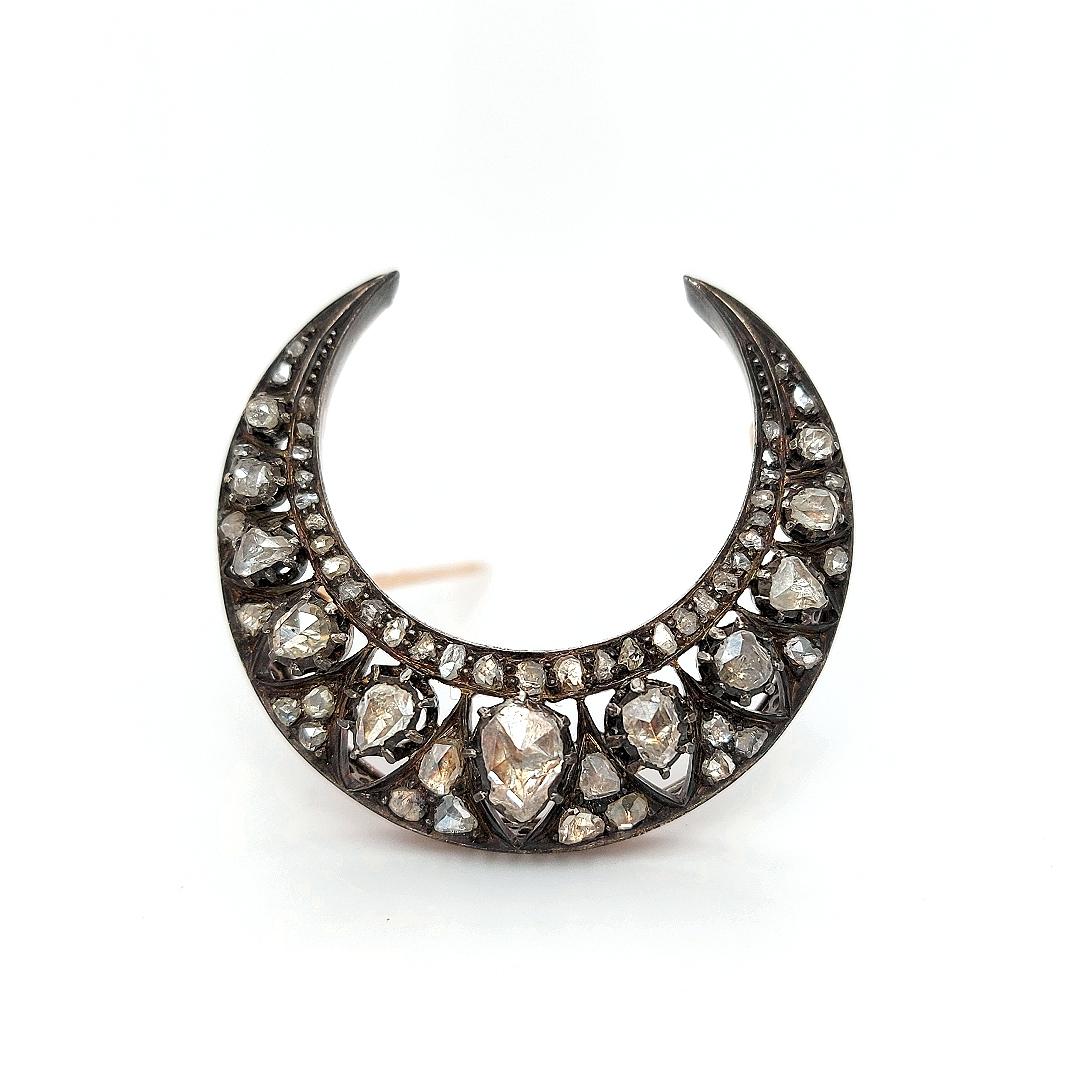 Victorian 18kt Gold and Silver Moon Brooch with Rose Cut Diamonds 19th Century Crescent  For Sale