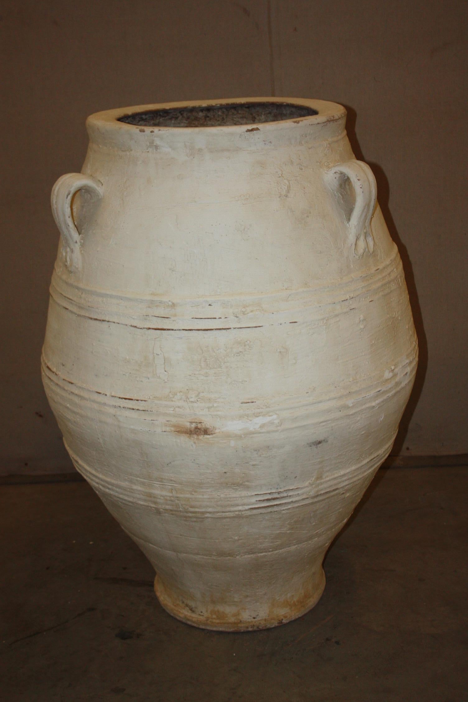 19th Century Crete Whitewashed Olive Jar In Good Condition For Sale In Fairhope, AL