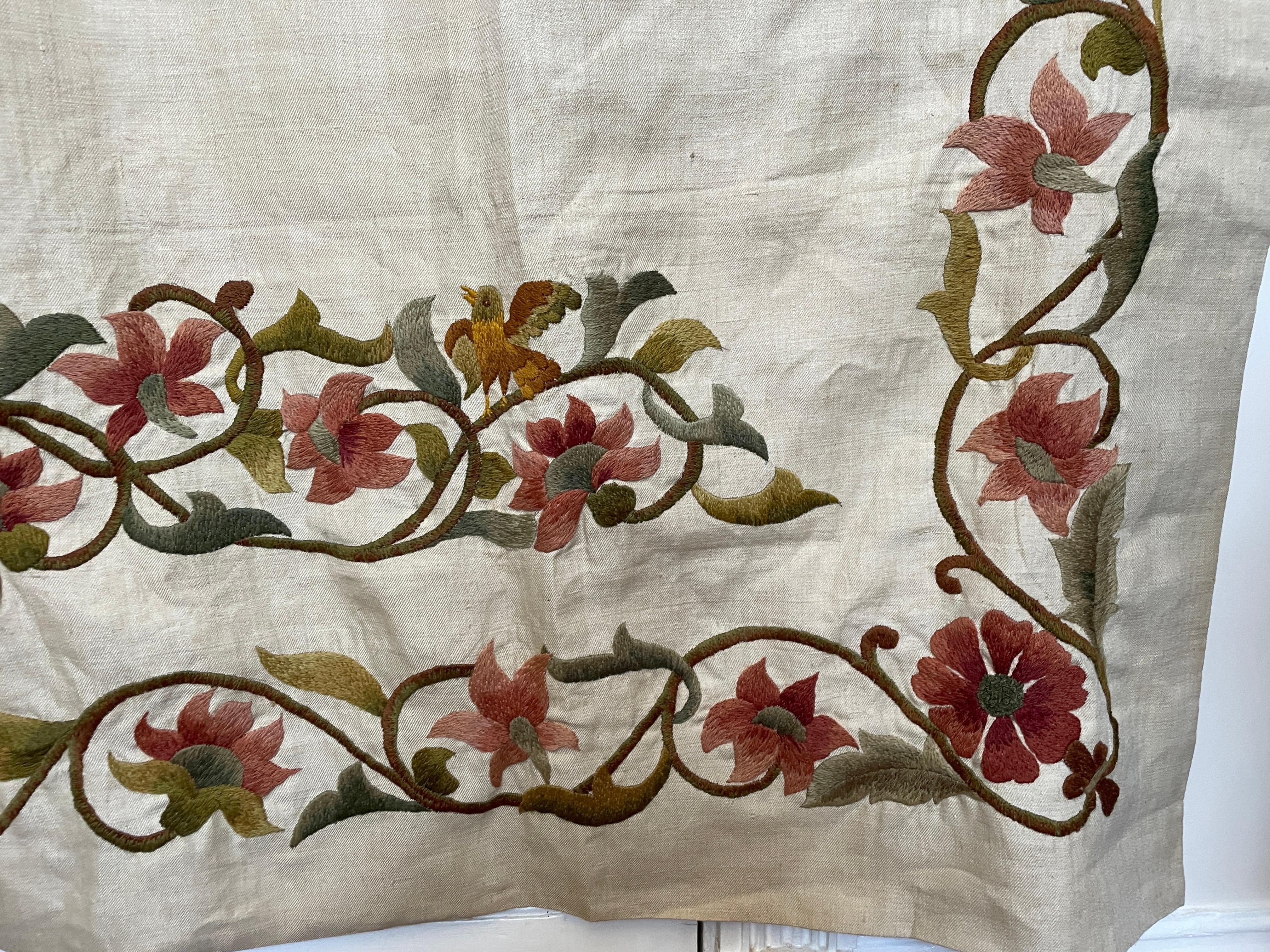 Siglo XIX Crewelwork Bordado Lino Colgante Cortina Colcha 79