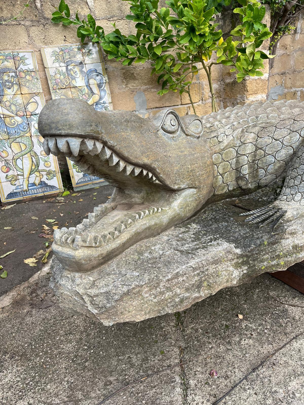 19th Century Crocodile Sculpture, Green Marble, Natural Size For Sale 6