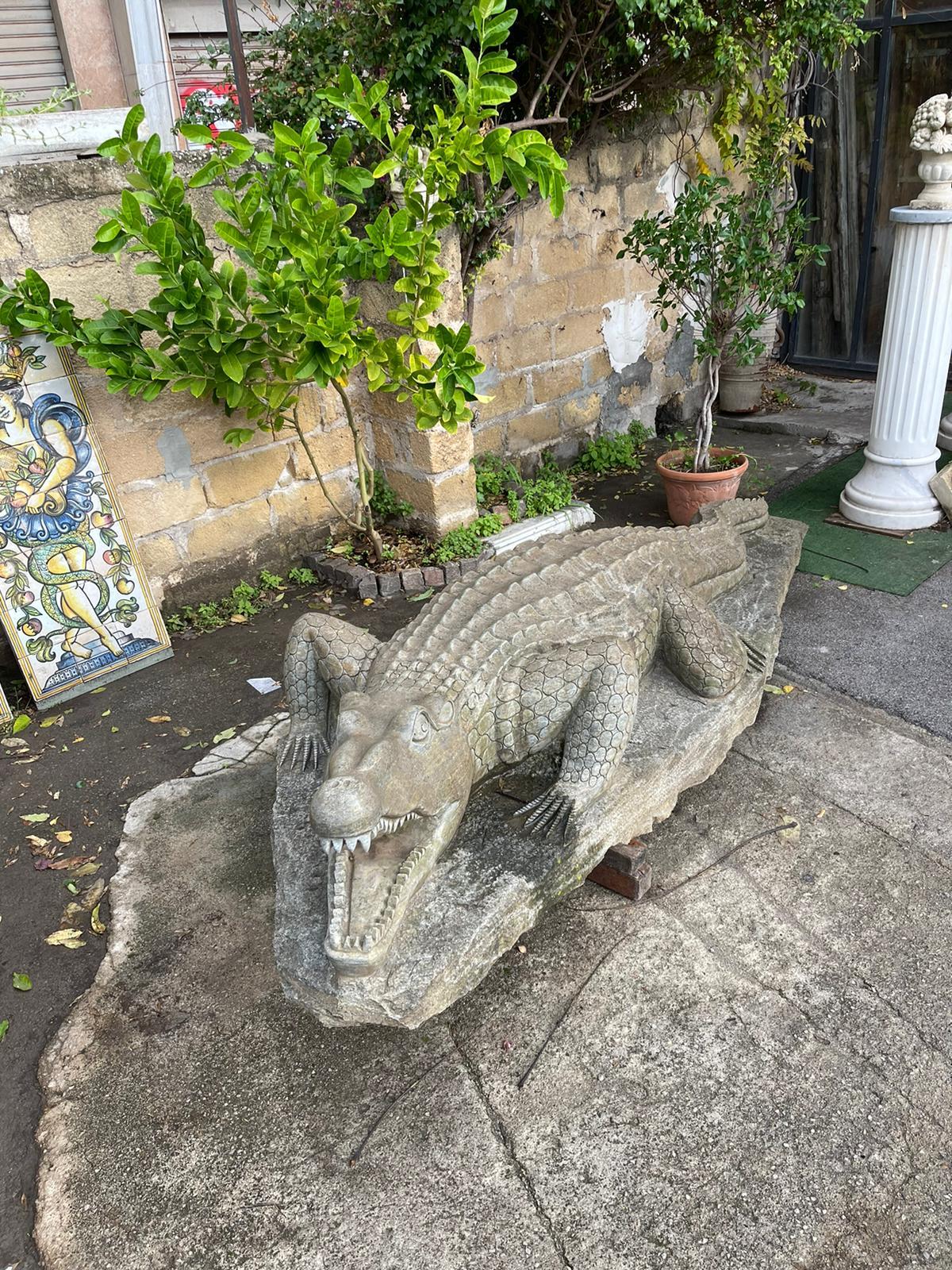 19th Century Crocodile Sculpture, Green Marble, Natural Size For Sale 7