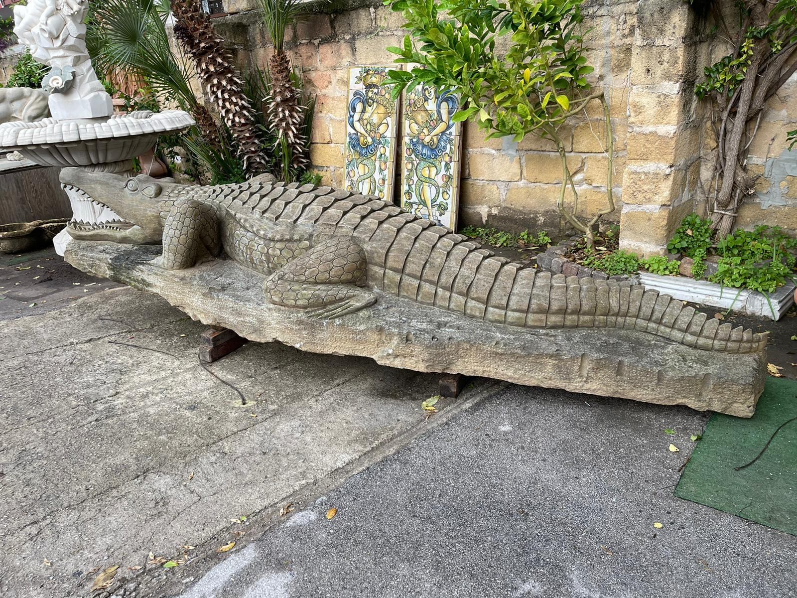 Krokodil-Skulptur aus dem 19. Jahrhundert, grüner Marmor, natürliche Größe (Handgeschnitzt) im Angebot