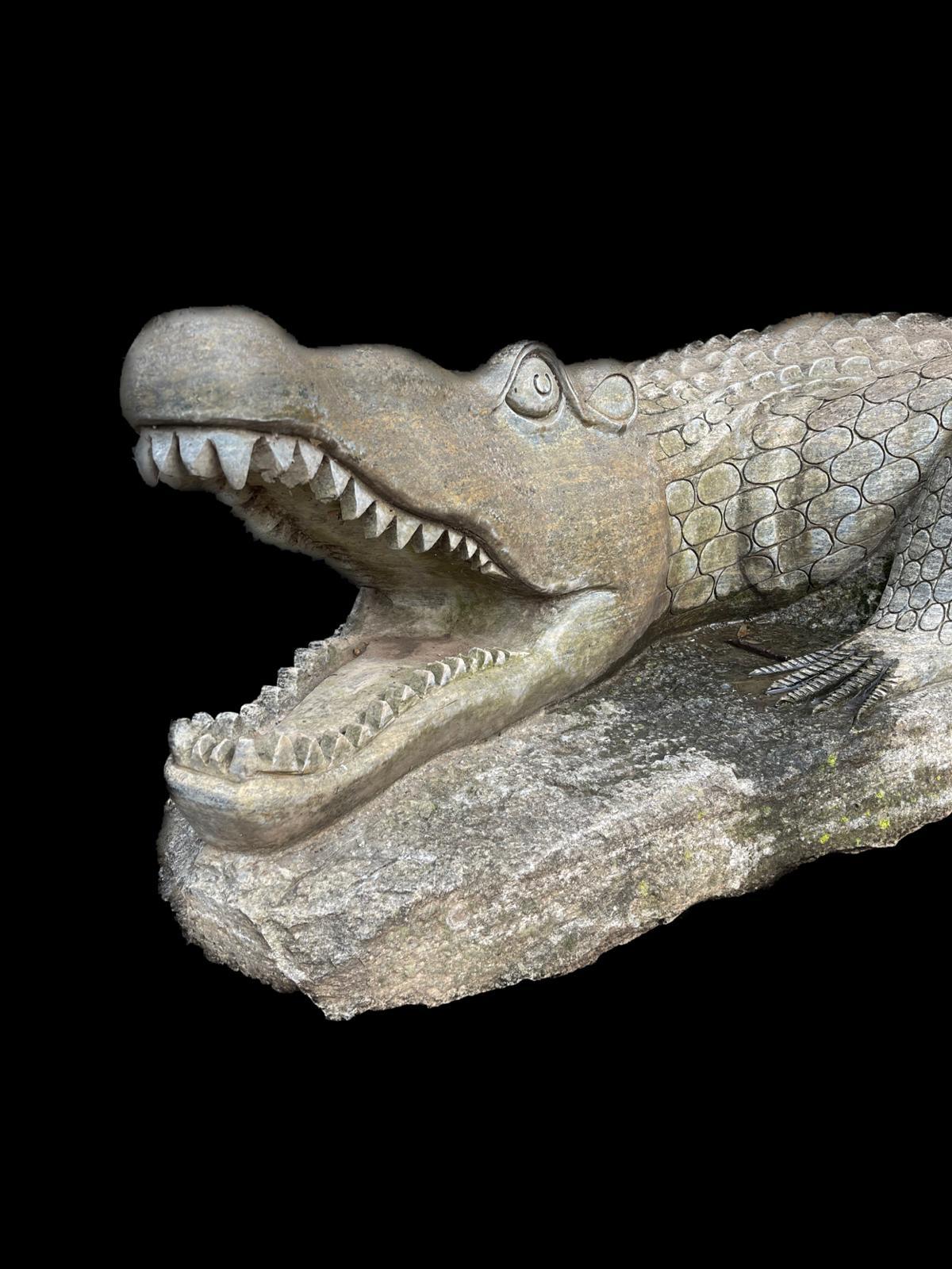 19th Century Crocodile Sculpture, Green Marble, Natural Size For Sale 1
