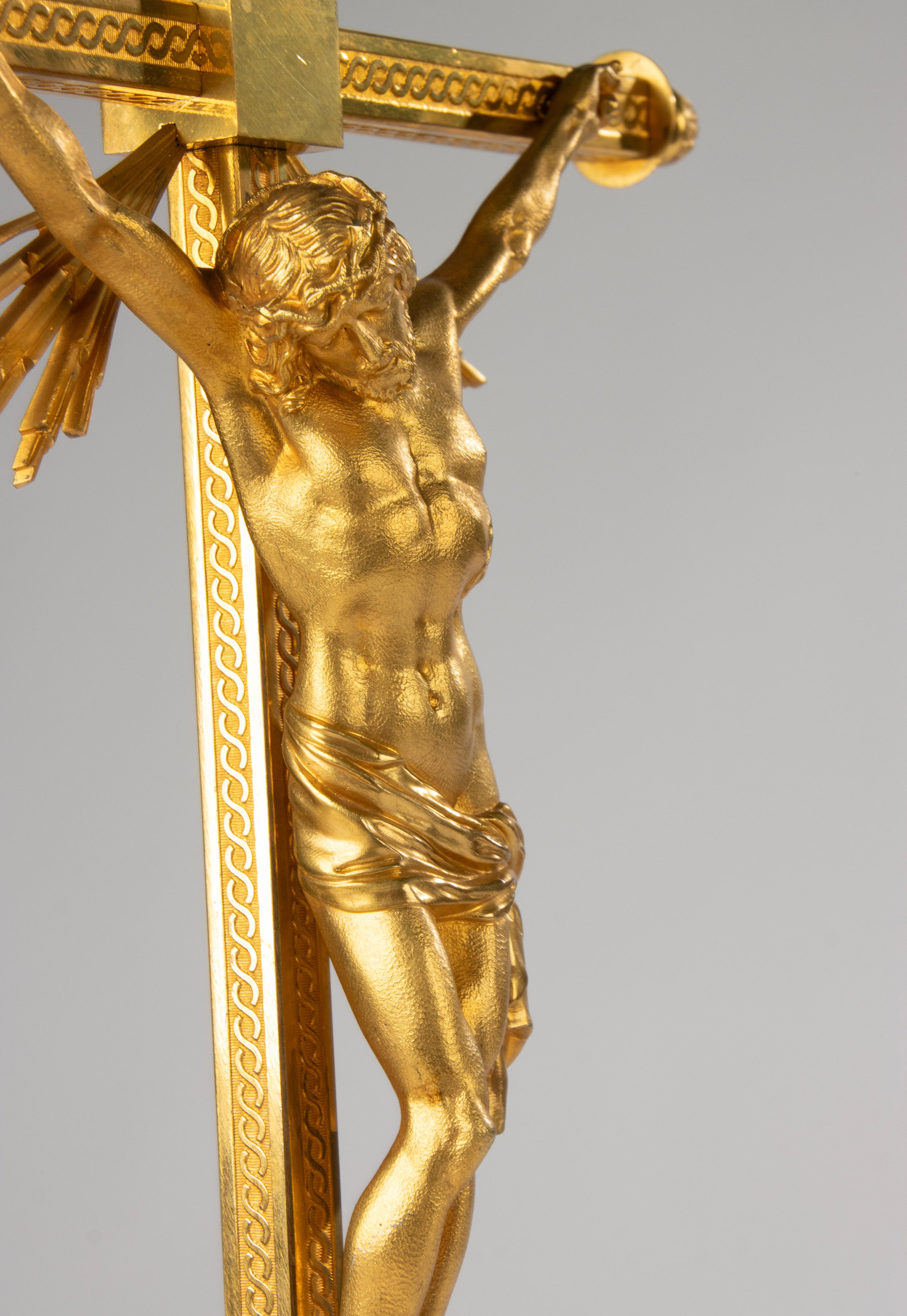 19th Century Crucifix - Gilt Bronze - Napoleon III - Serpent & Sunburst Details en vente 12