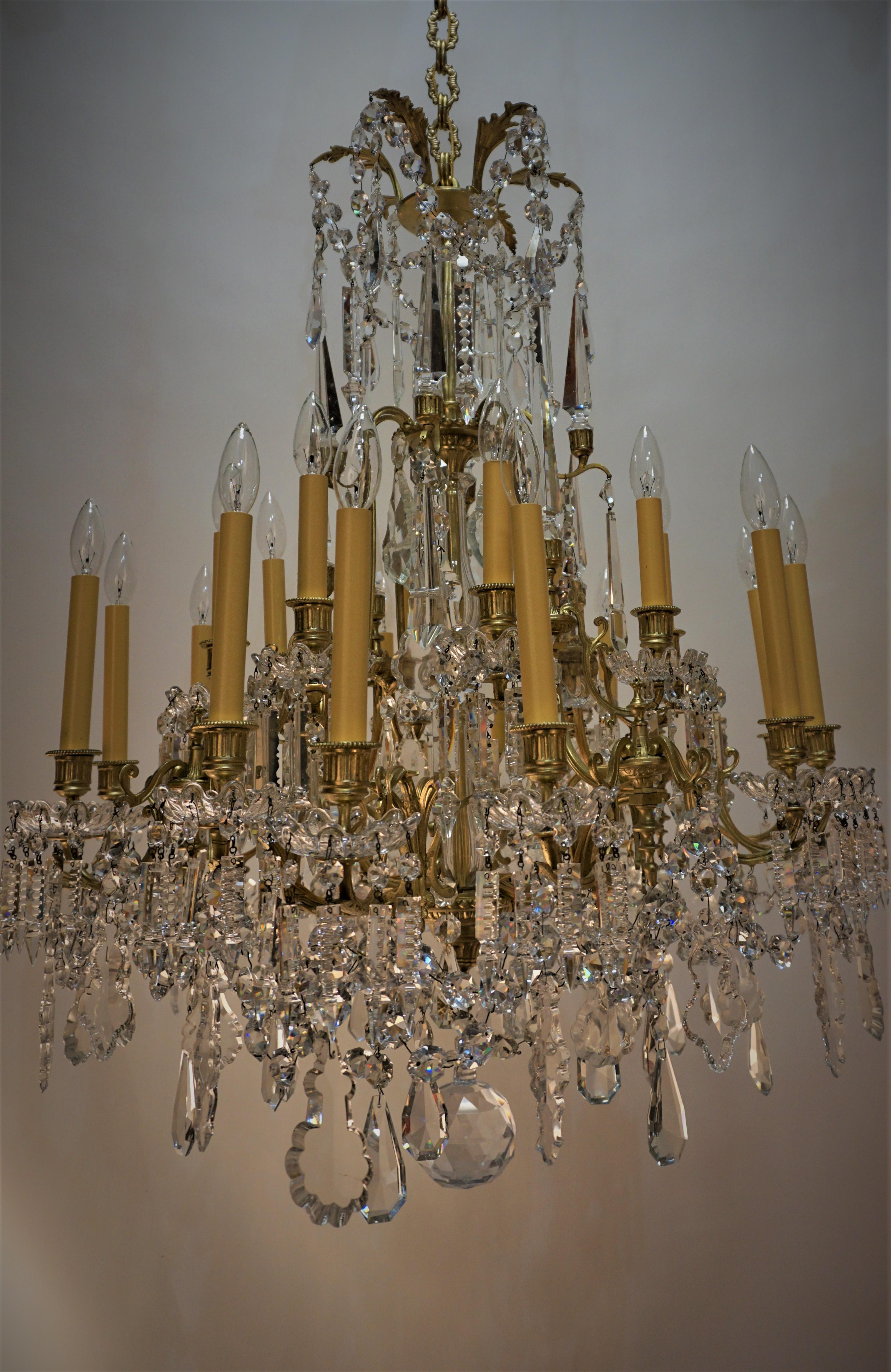 19th Century Crystal and Bronze Chandelier by Baccarat 9