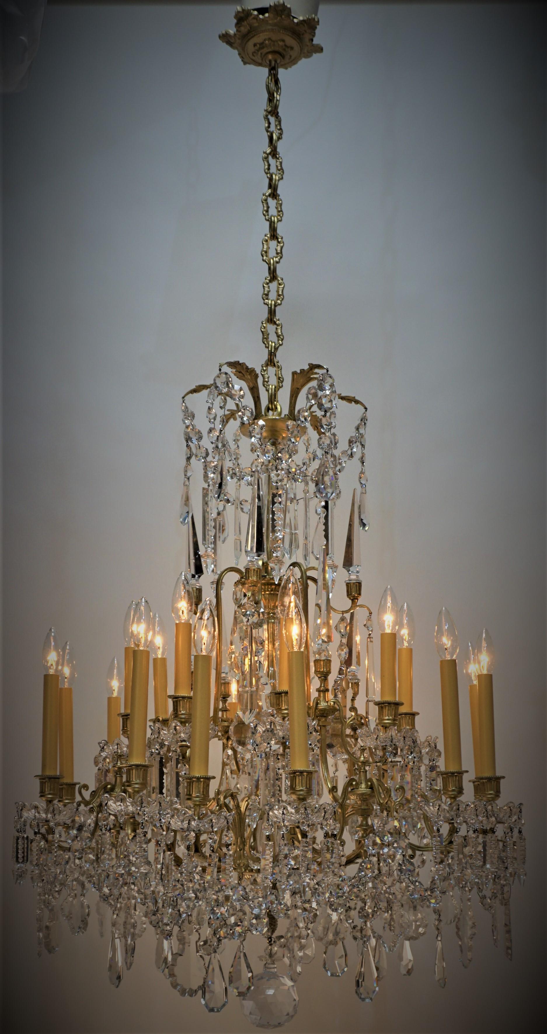 19th Century Crystal and Bronze Chandelier by Baccarat 5