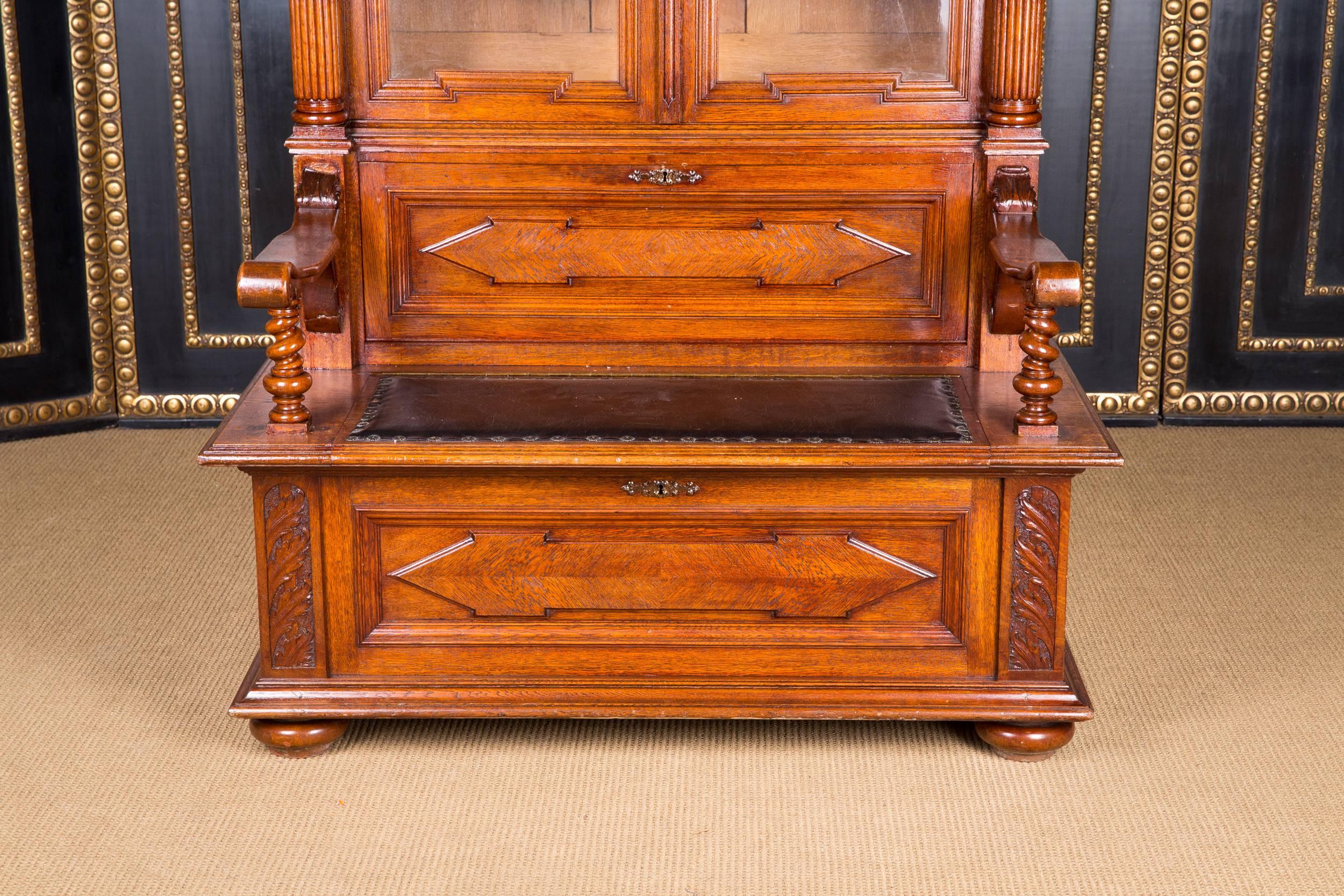 Hand-Carved 19th Century, Cupboard with Chest Groschkus Gründerzeit, Solid Oak