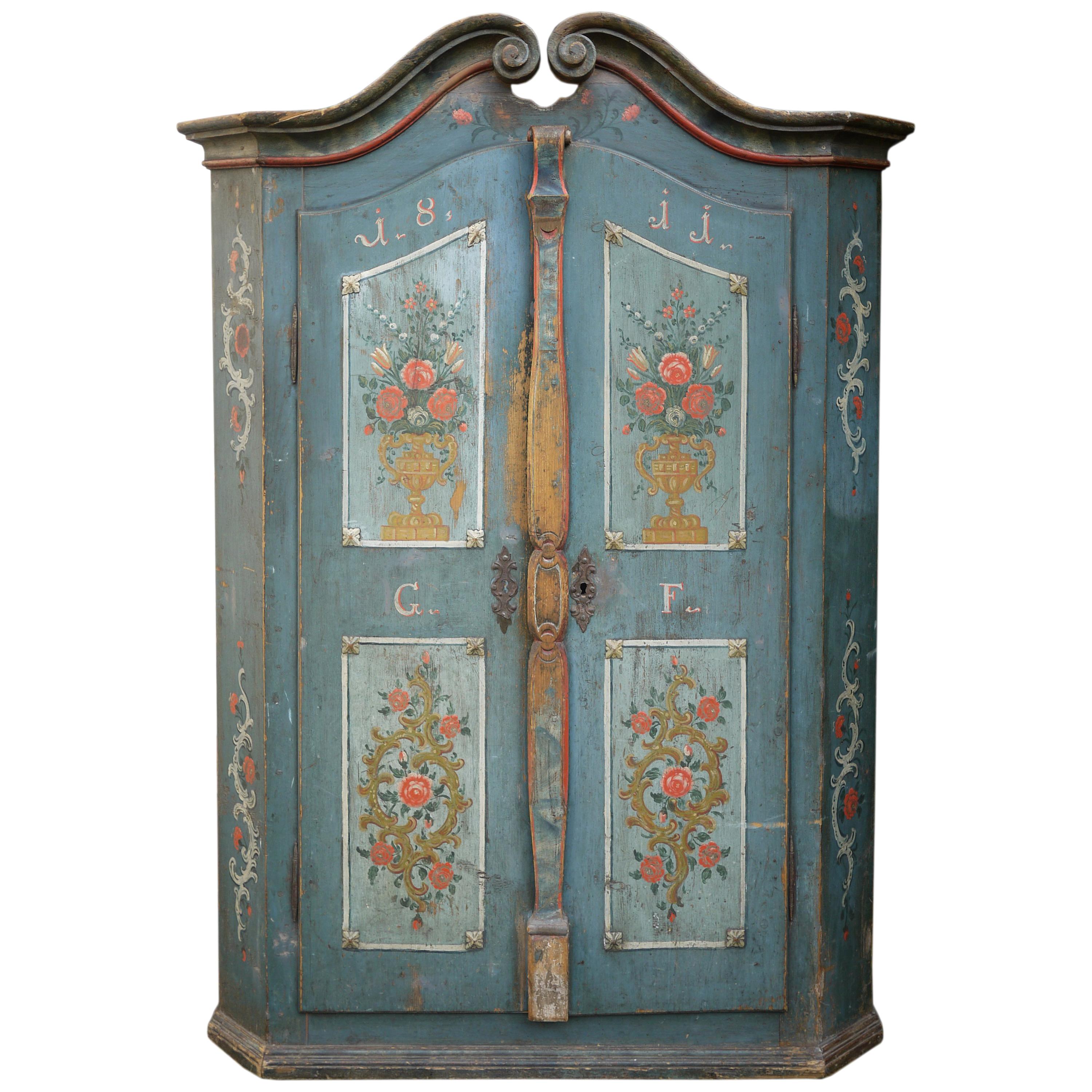 19th Century Curly Shaped Blu Floral Painted Italian Wardrobe, 1811