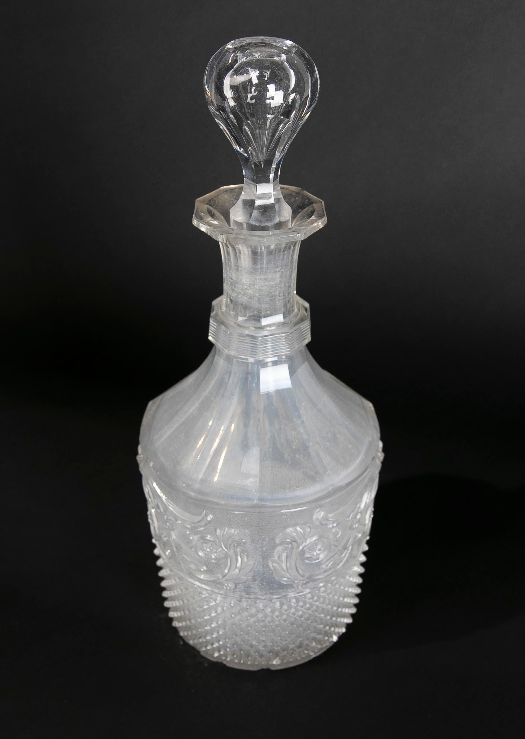 19th Century Cut Crystal Apothecary Bottle with Stopper For Sale 3
