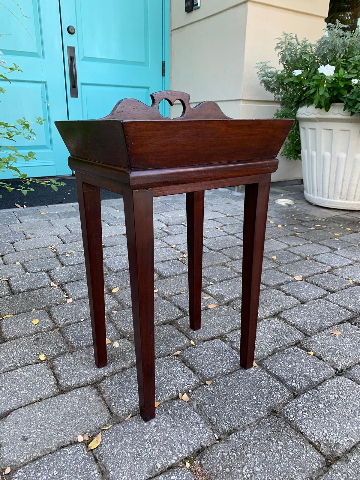 19th Century Cutlery Tray on Stand In Good Condition For Sale In Atlanta, GA