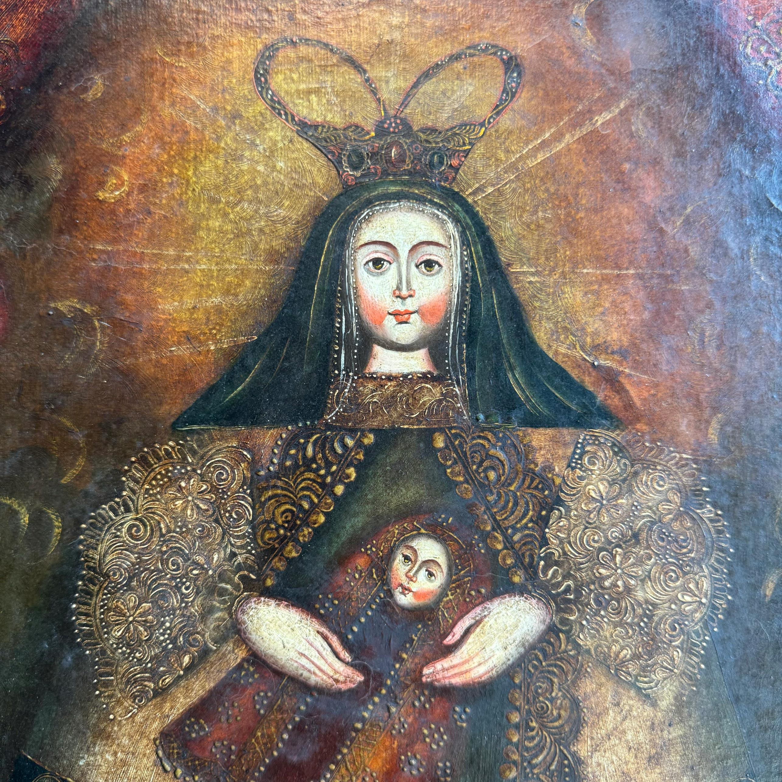 Peruanisches Öl auf Leinwand der Cuzo-Schule aus dem 19. Jahrhundert mit der Heiligen Mutter, die das Jesuskind hält. Das Gemälde wurde neu gerahmt.



Die Cuzco- oder Cusco-Schule war eine römisch-katholische Kunsttradition, die um 1500 in Peru