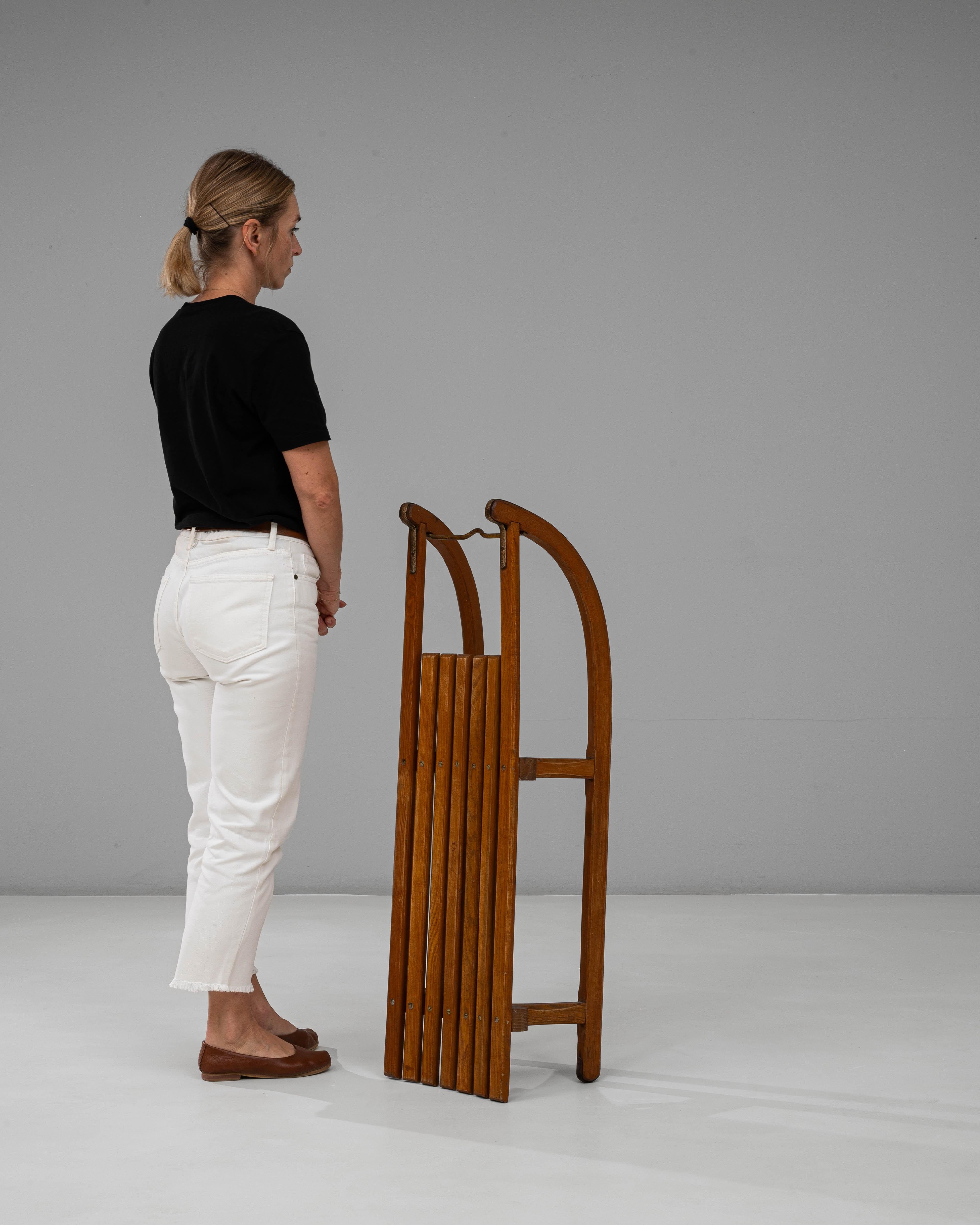 Tchèque Traîneau en bois courbé tchèque du 19e siècle en vente