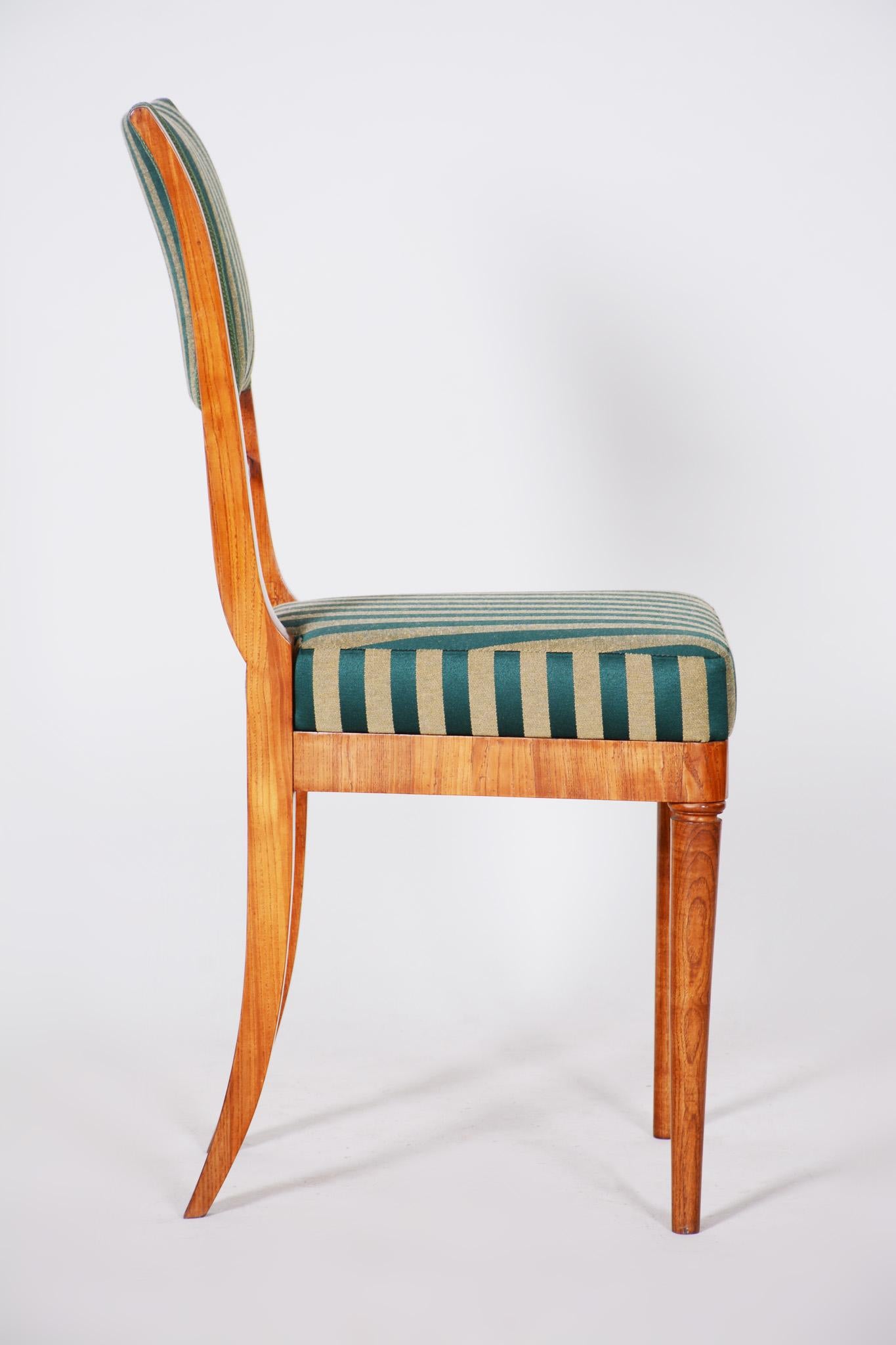 19th Century Czech Elm Biedermeier Chair, Bohemia, Period 1830 - 1839 1