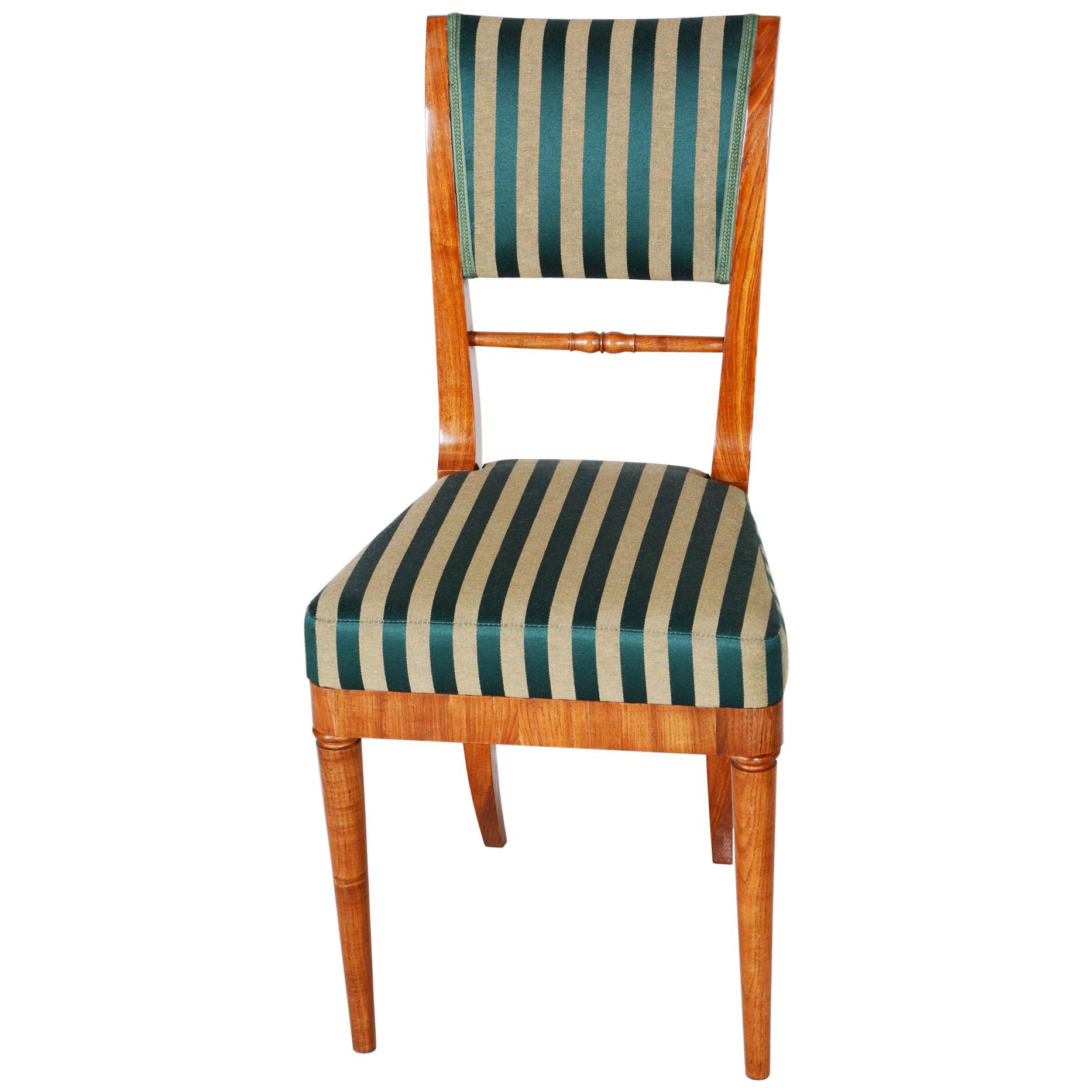 19th Century Czech Elm Biedermeier Chair, Bohemia, Period 1830 - 1839