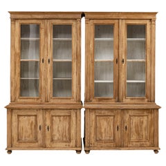 Vitrine in Wood
