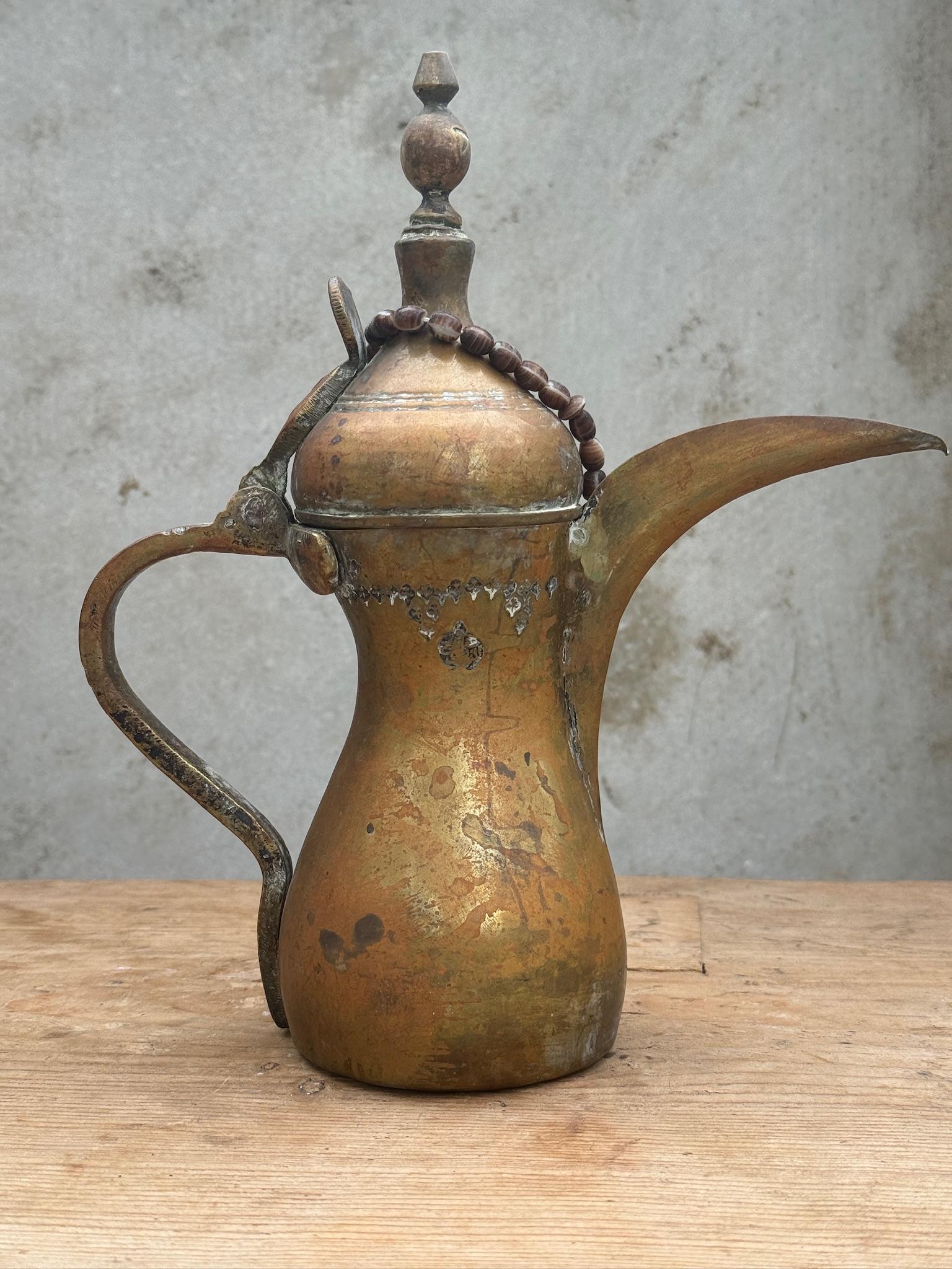 Islamic 19th Century Dallah Arabic Brass Coffee Pot For Sale