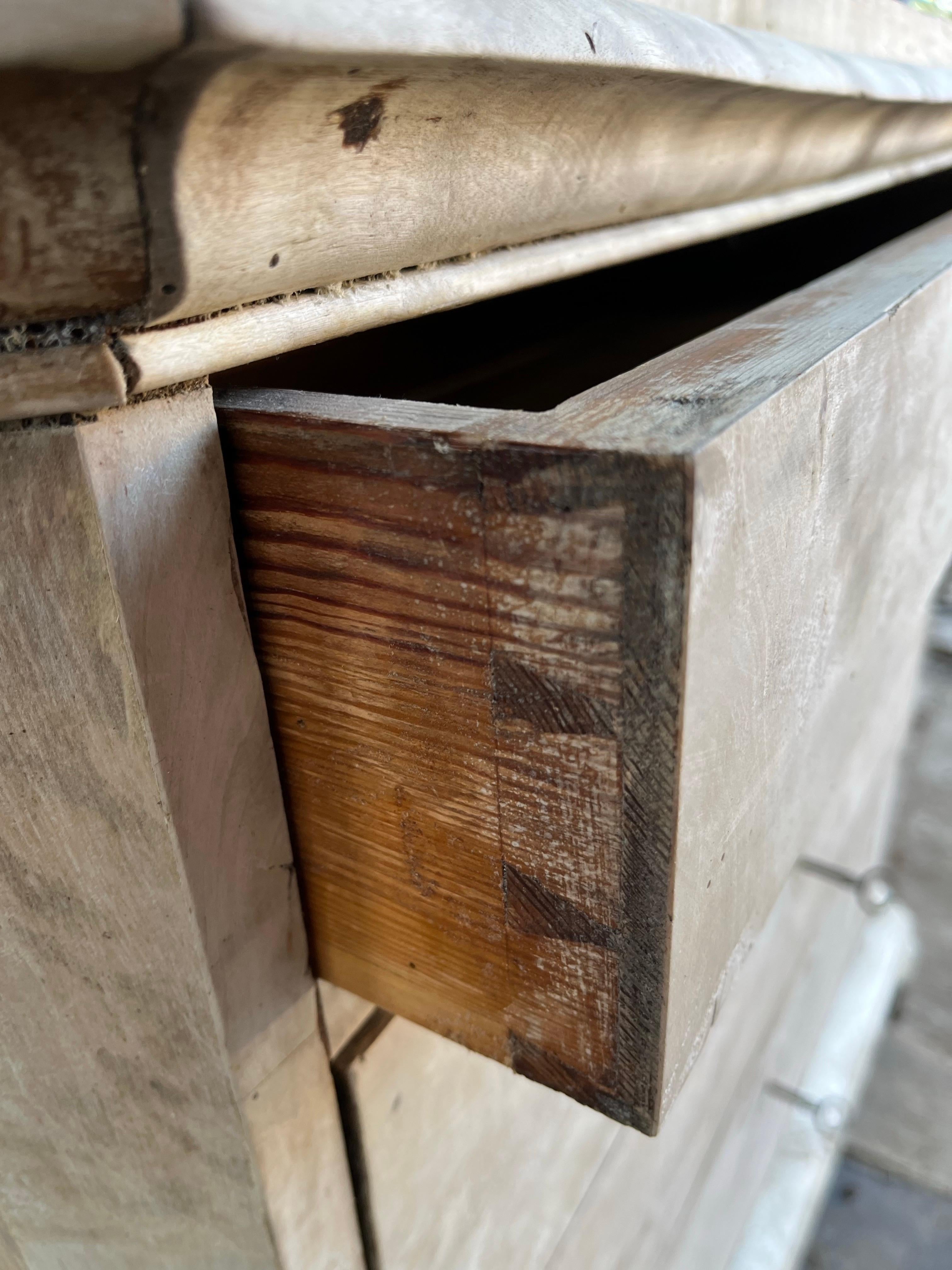 Cassettone danese Biedermeier in acero sbiancato del XIX secolo in vendita 2