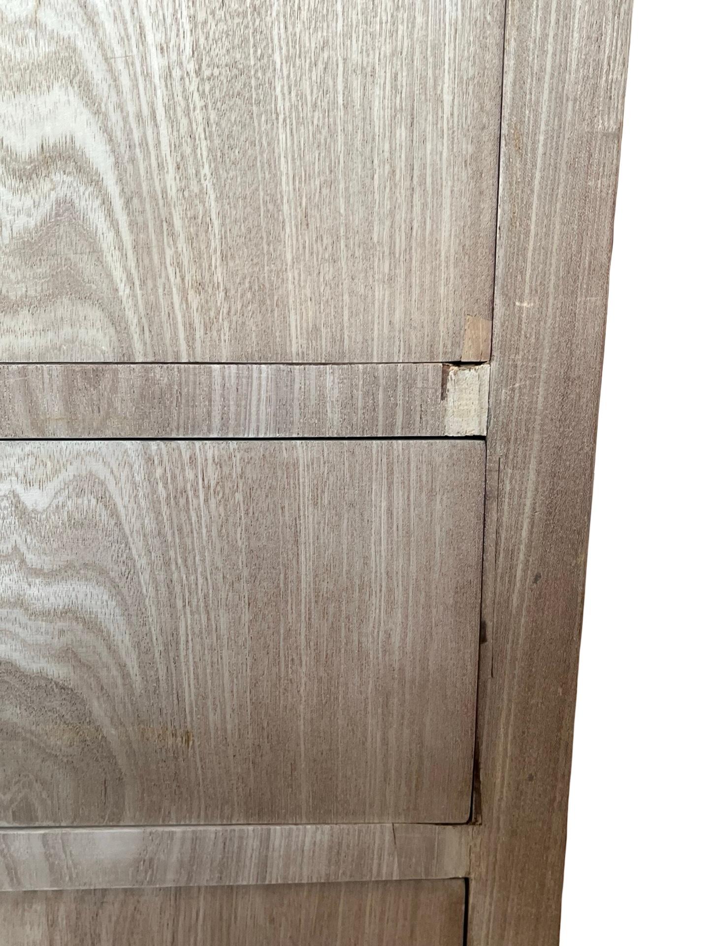 Cassettiera Biedermeier danese in mogano sbiancato del XIX secolo in vendita 6