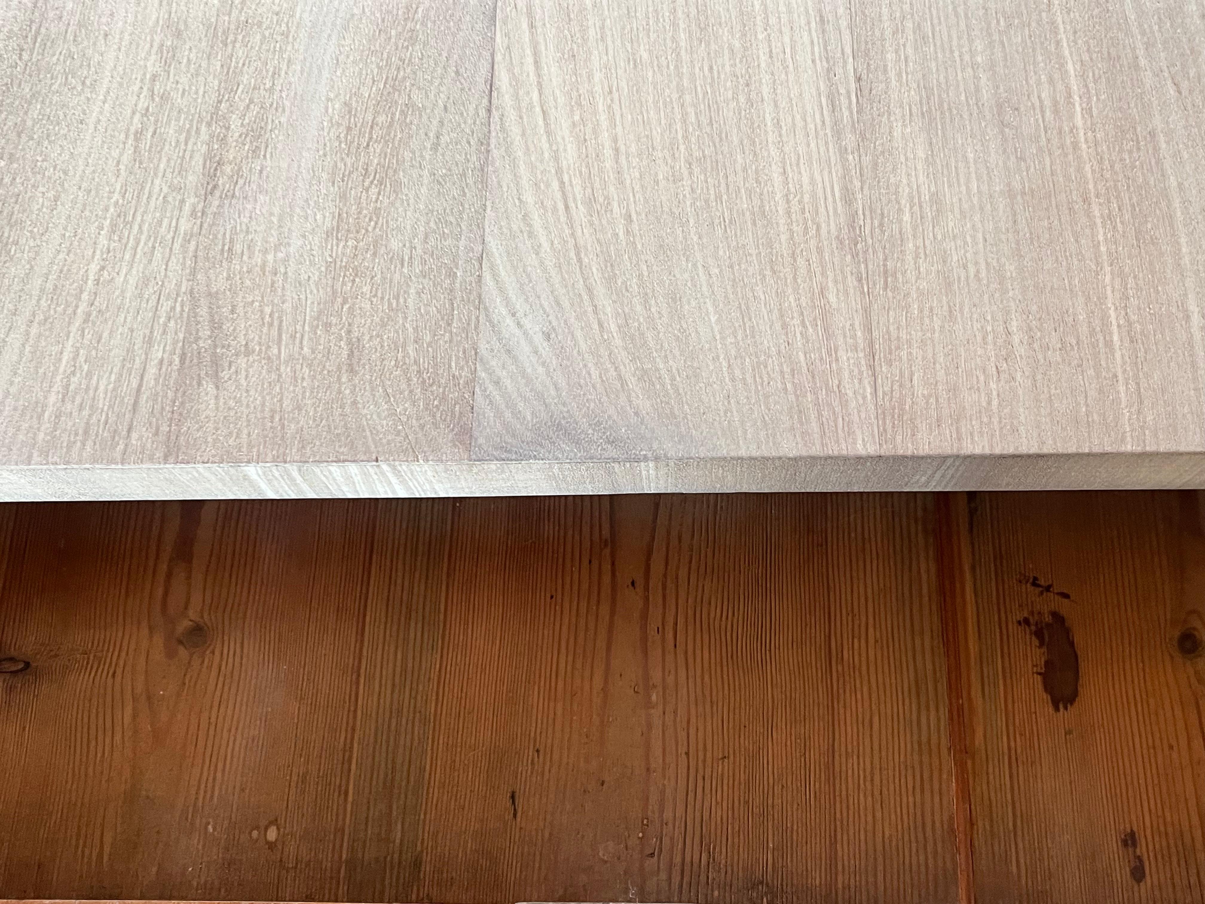 Cassettiera Biedermeier danese in mogano sbiancato del XIX secolo In condizioni buone in vendita a Carmine, TX