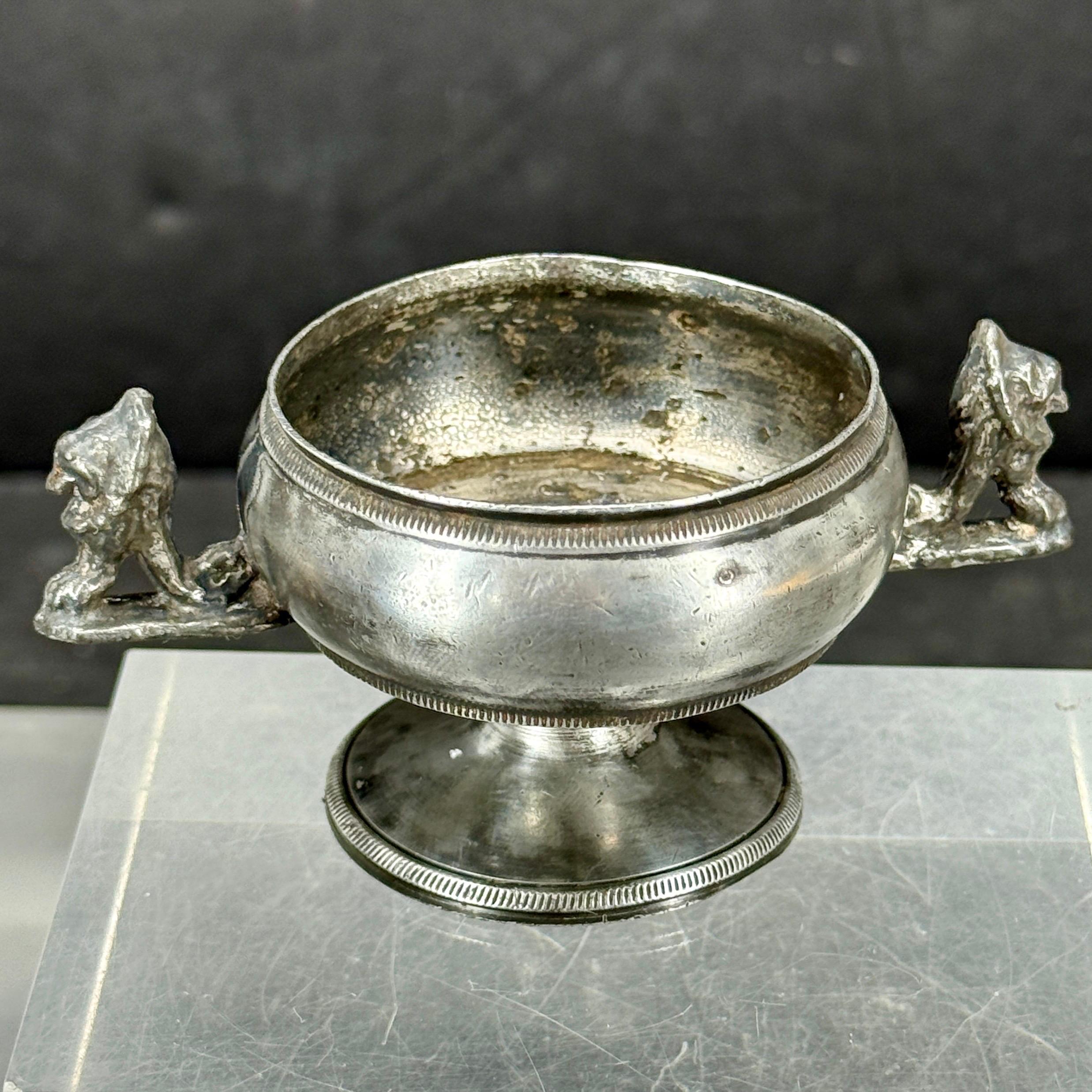 Vaso per sale e pepe in peltro dell'Impero danese del XIX secolo In condizioni buone in vendita a Haddonfield, NJ