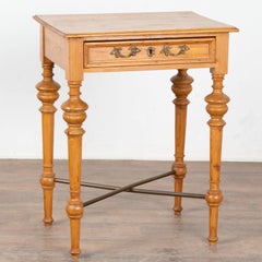 Tavolino in pino danese del XIX secolo
