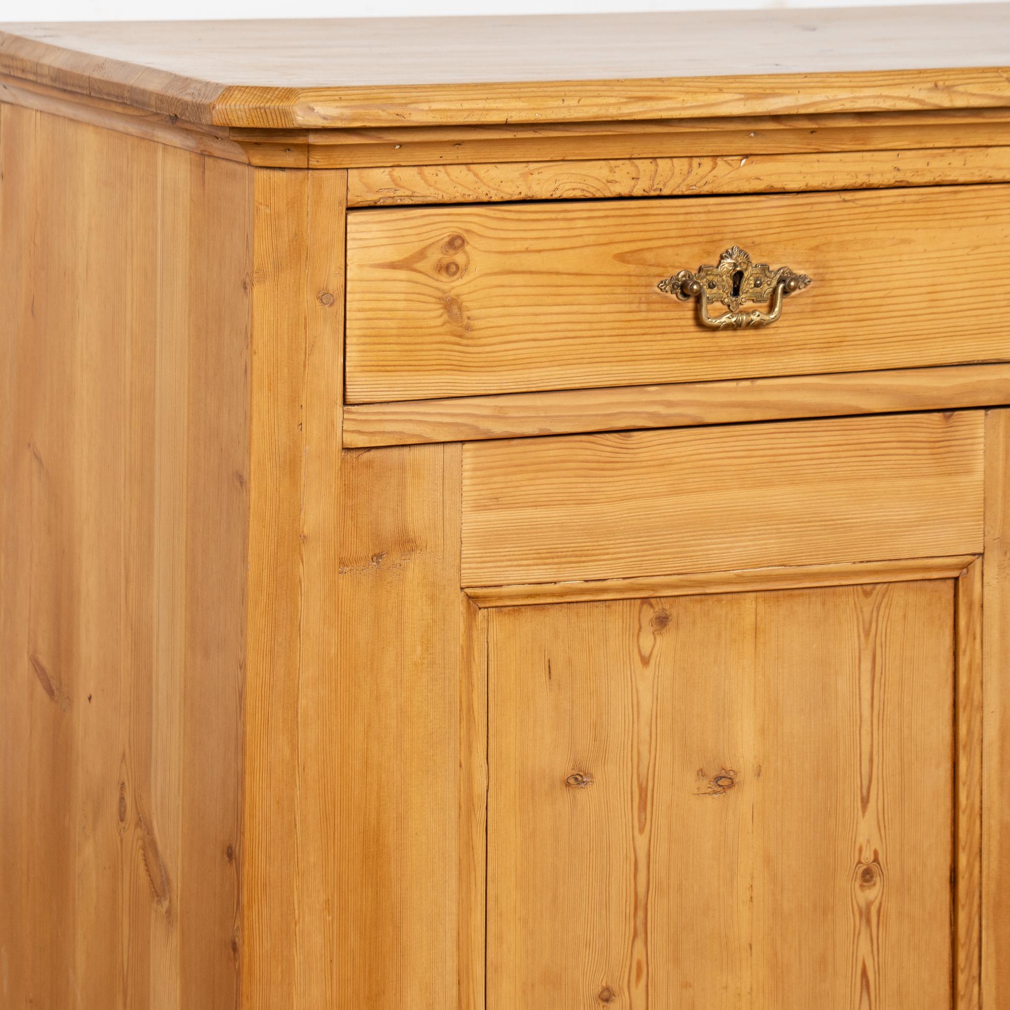 Mobile credenza in pino danese del XIX secolo in vendita 4