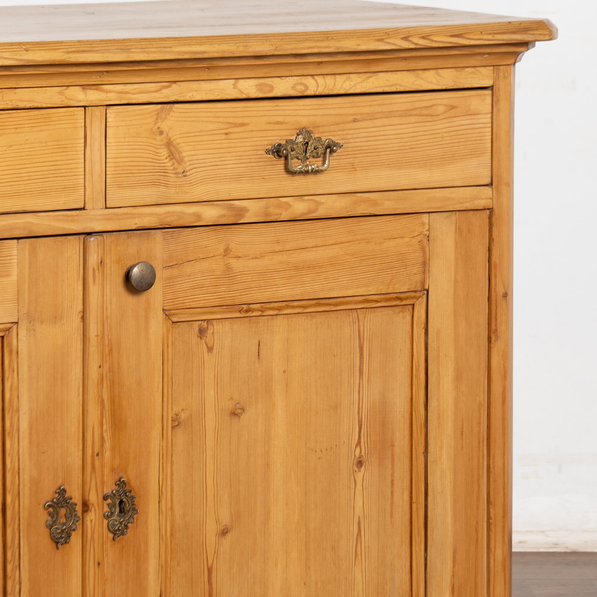Mobile credenza in pino danese del XIX secolo in vendita 6