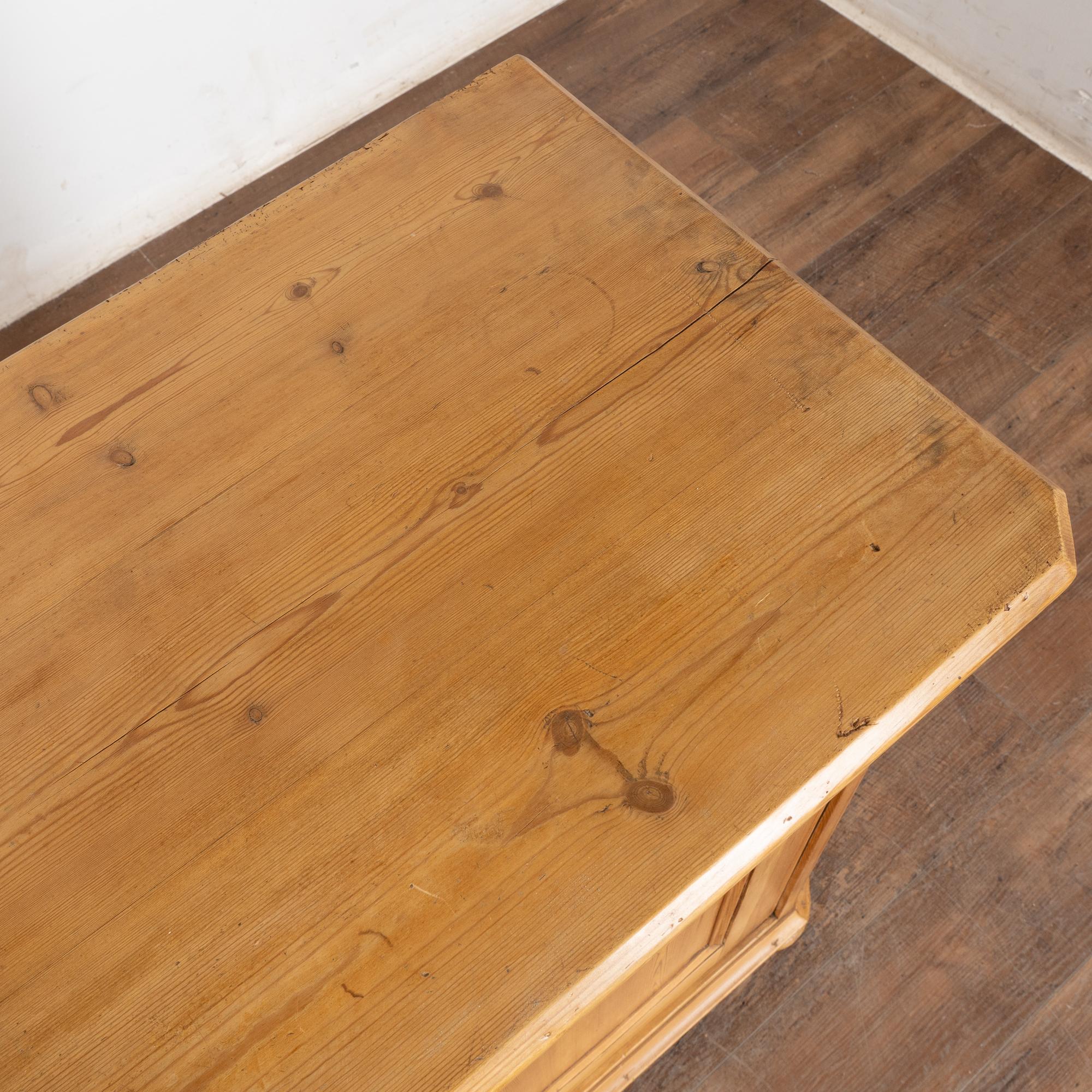 Mobile credenza in pino danese del XIX secolo in vendita 2
