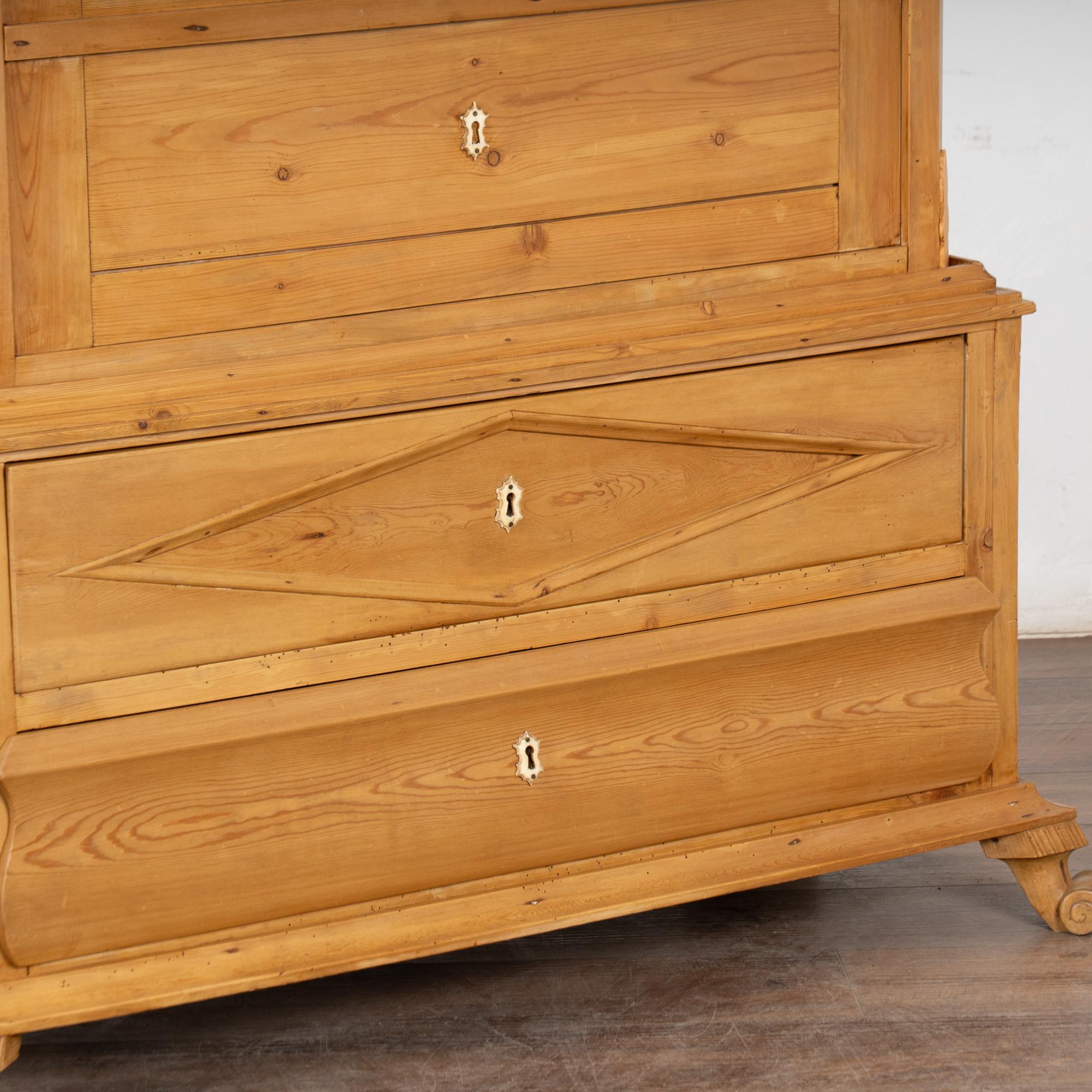 Armoire danese a un'anta in pino del XIX secolo, mobile 