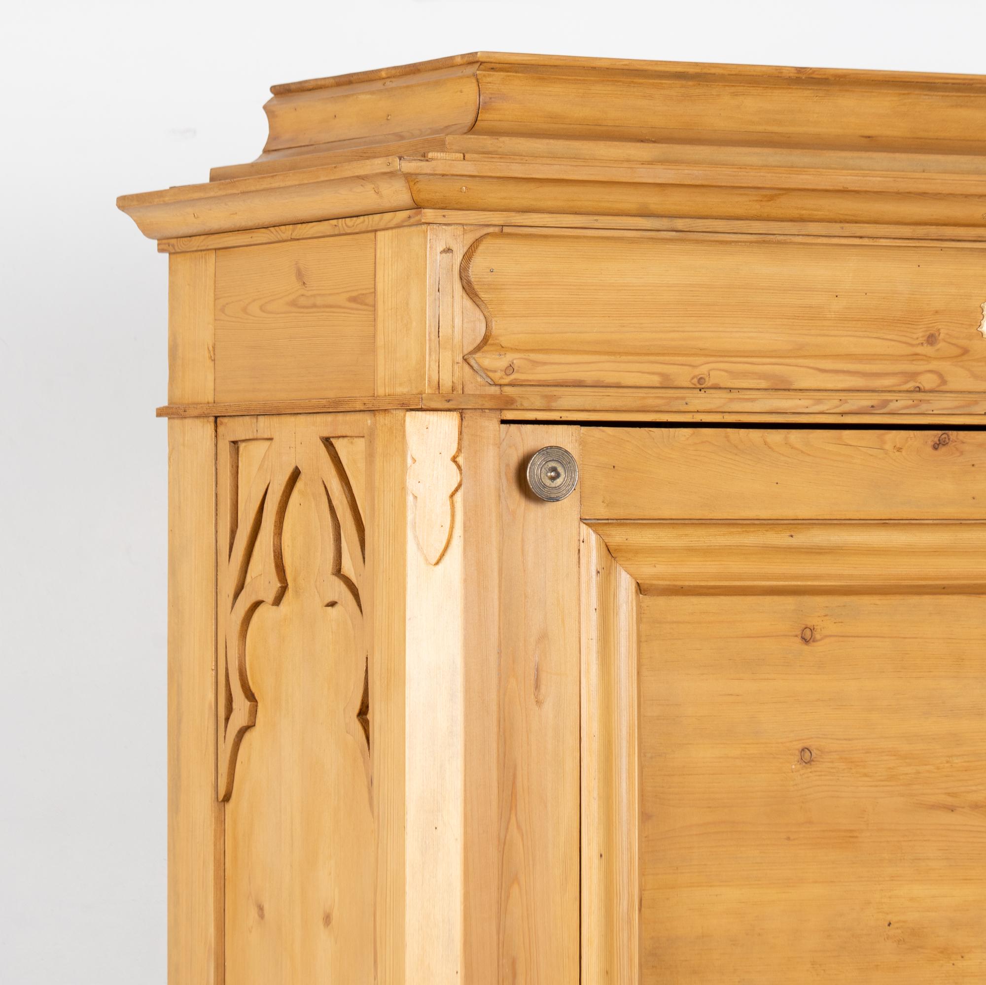 Armoire danese a un'anta in pino del XIX secolo, mobile 