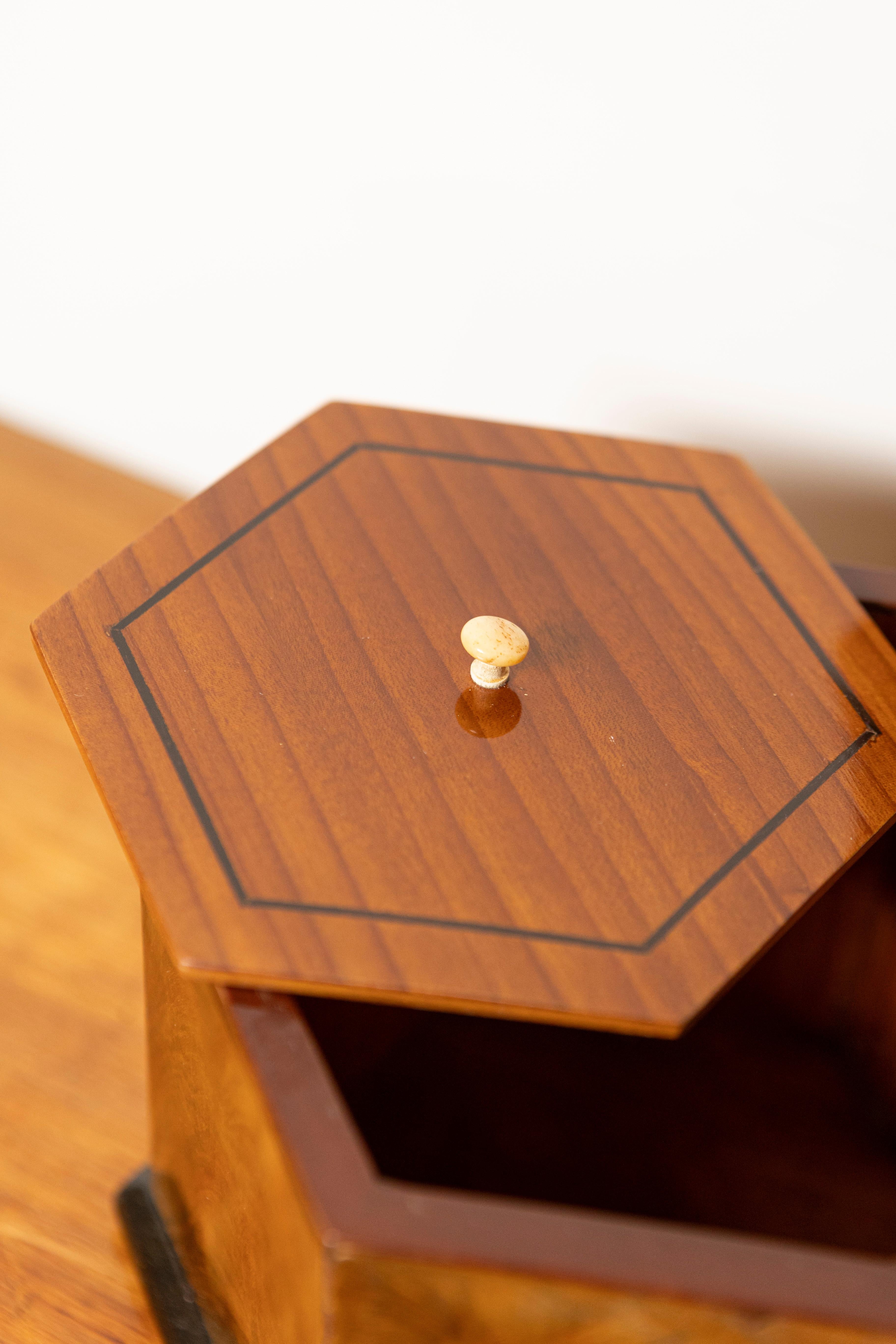 19th Century Danish Walnut Tea Caddy, Circa 1860 For Sale 3