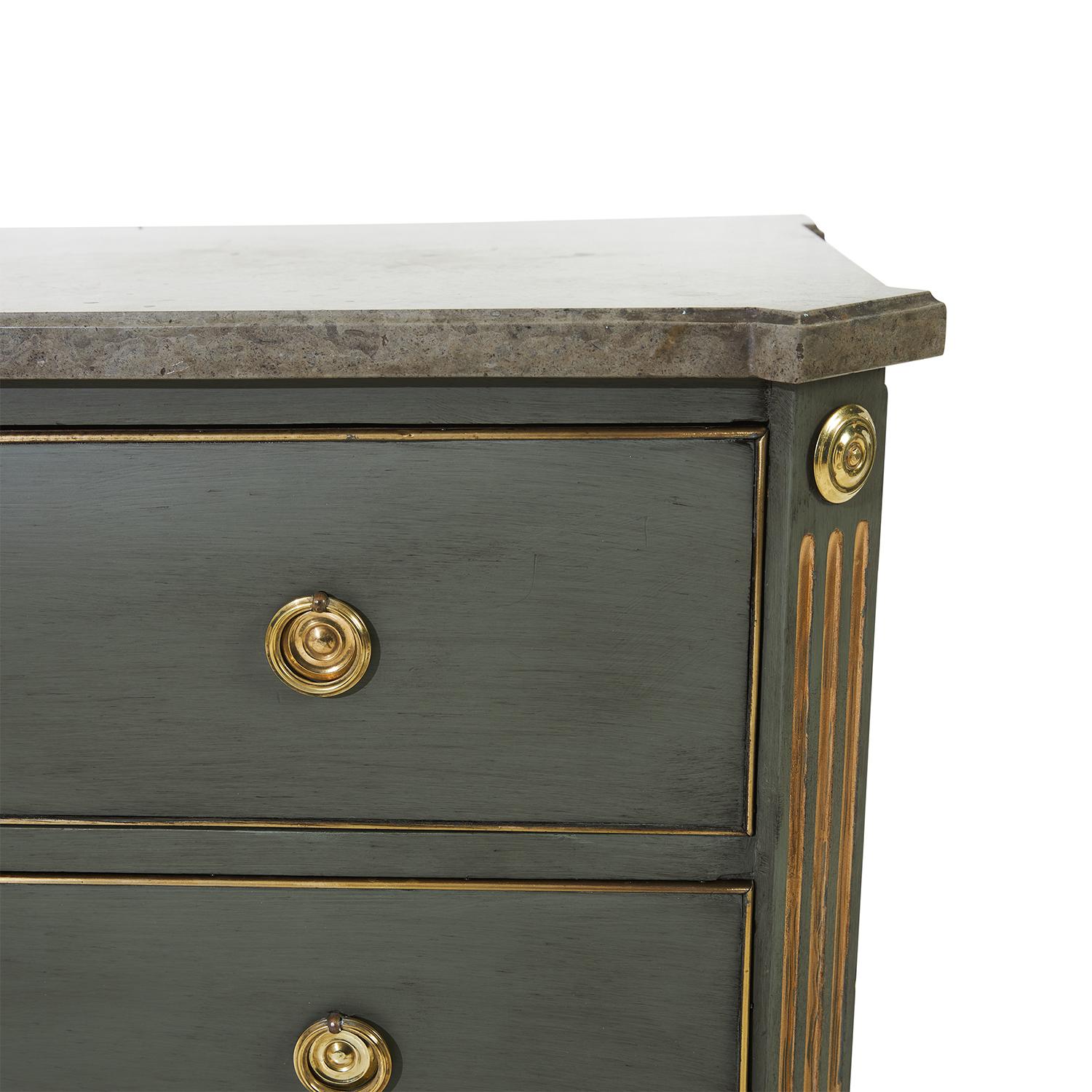 19th Century Dark-Green Swedish Gustavian Pinewood Commode - Antique Chest In Good Condition In West Palm Beach, FL