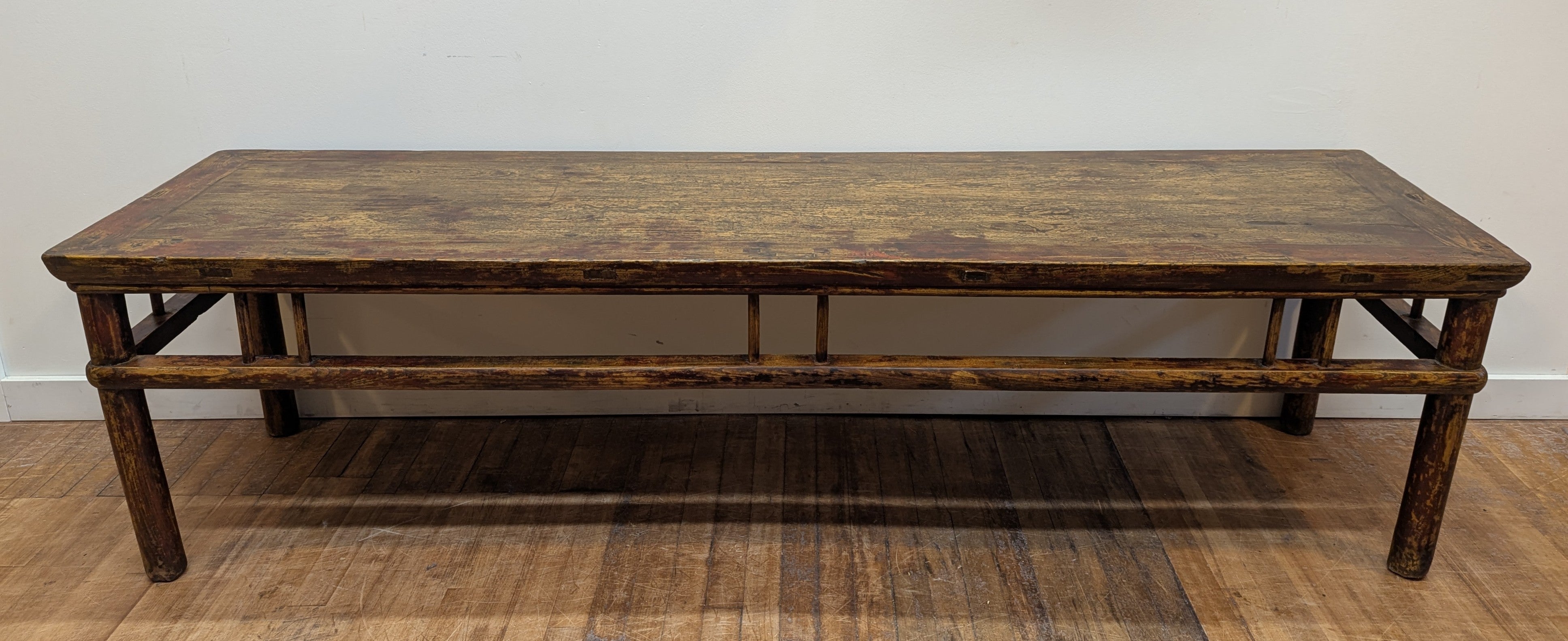 Mesa de centro de día del siglo XIX