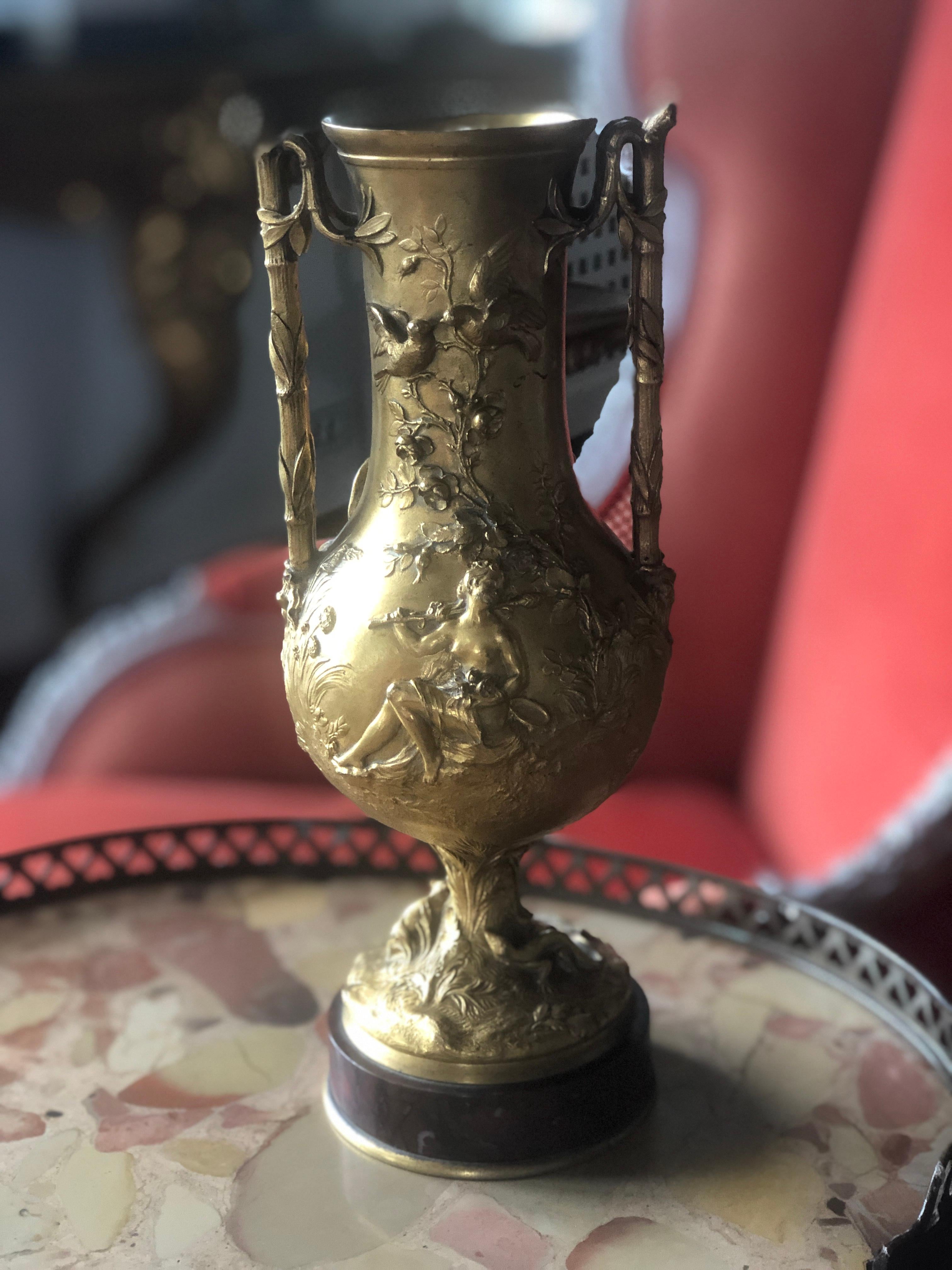 19th Century Decorated Bronze Vase Signed by F. Barbedienne In Good Condition For Sale In Sofia, BG