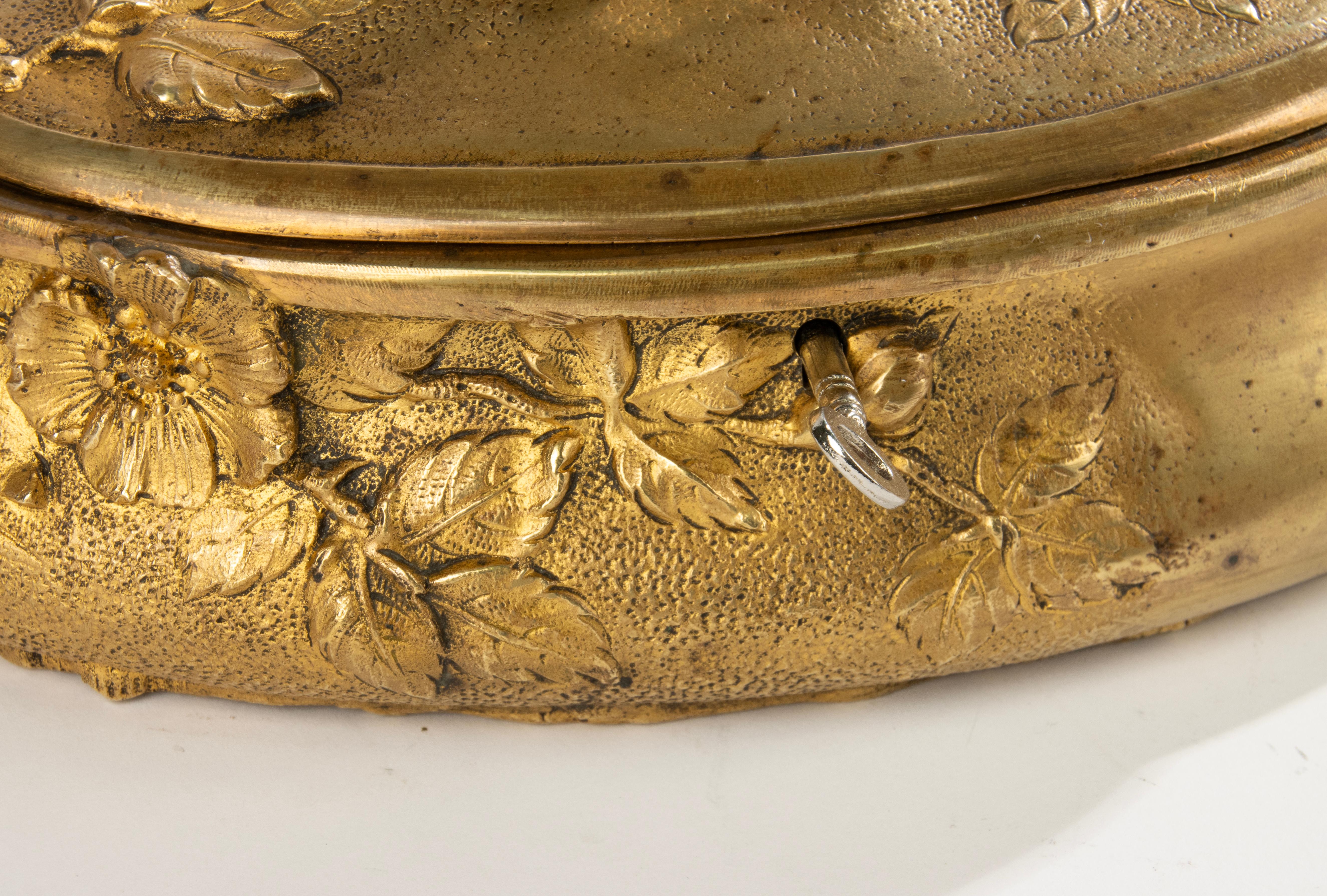 19th Century Decorative Box  - Ormolu Gilt Bronze - French Napoleon III For Sale 10