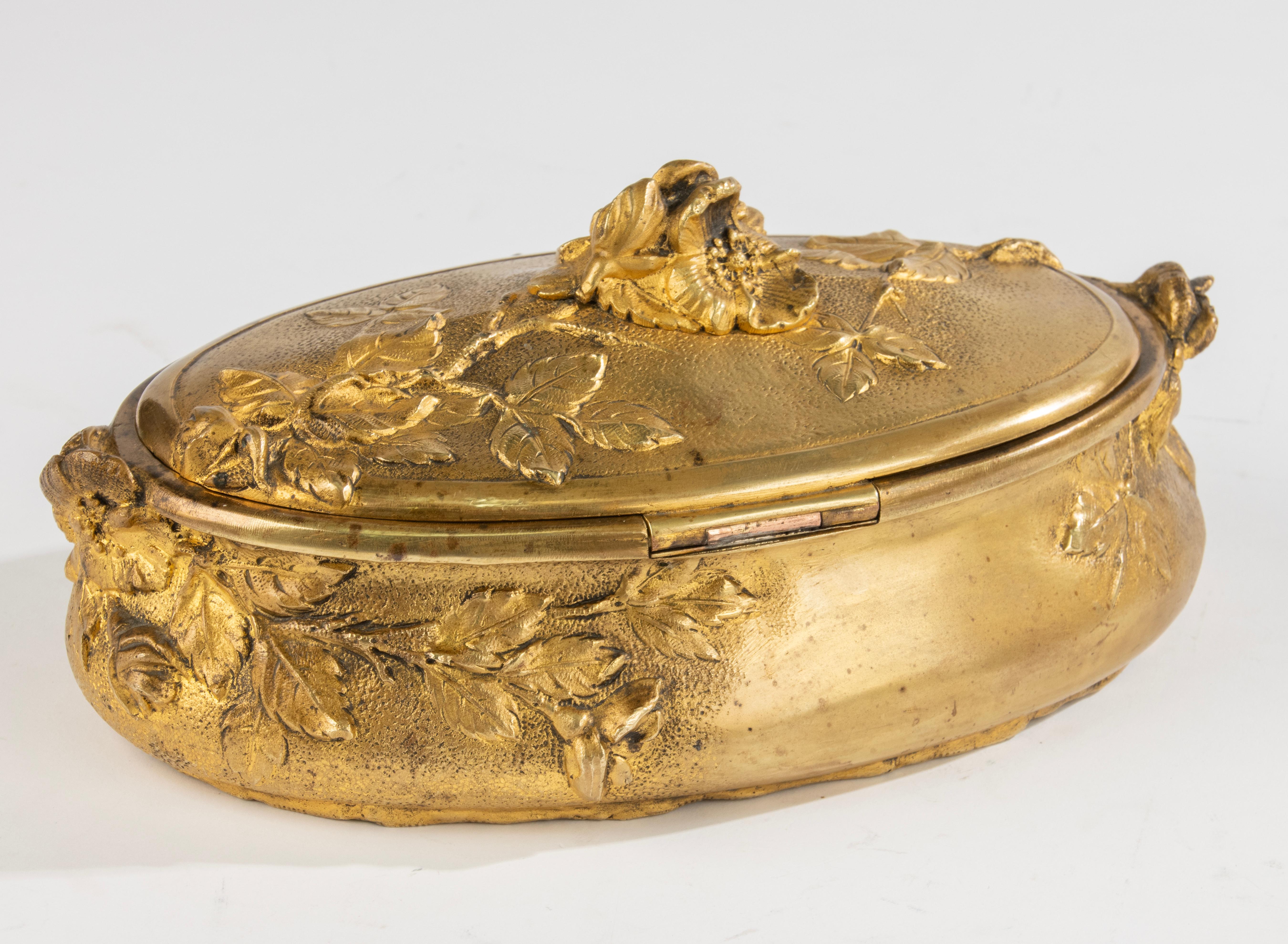 19th Century Decorative Box  - Ormolu Gilt Bronze - French Napoleon III For Sale 11