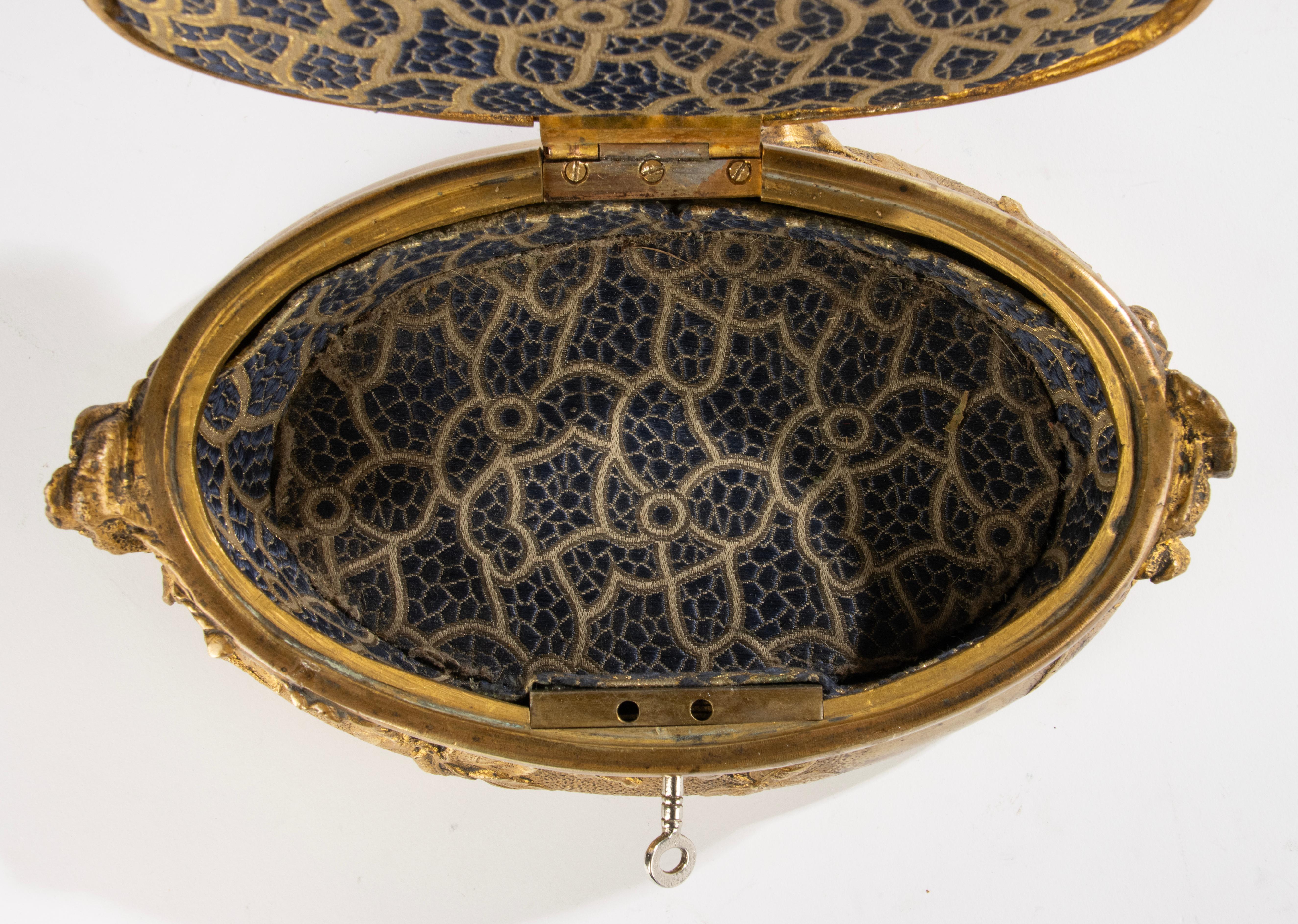 19th Century Decorative Box  - Ormolu Gilt Bronze - French Napoleon III For Sale 2