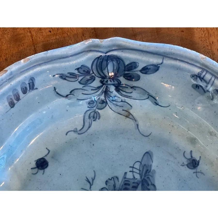 Plato de cerámica decorativa del siglo XIX Italiano en venta