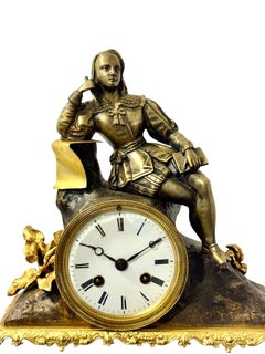 Reloj decorativo del siglo XIX de bronce dorado y mármol negro