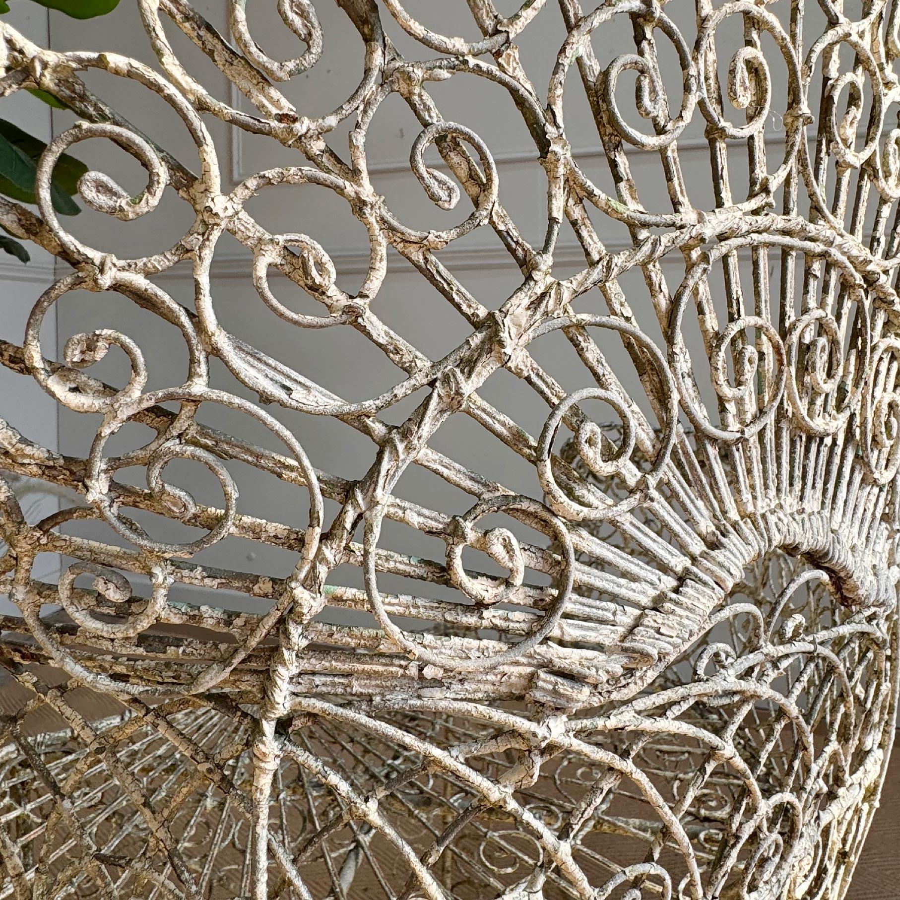 Silla de Jardín Blanca Decorativa de la Regencia del Siglo XIX en venta 3