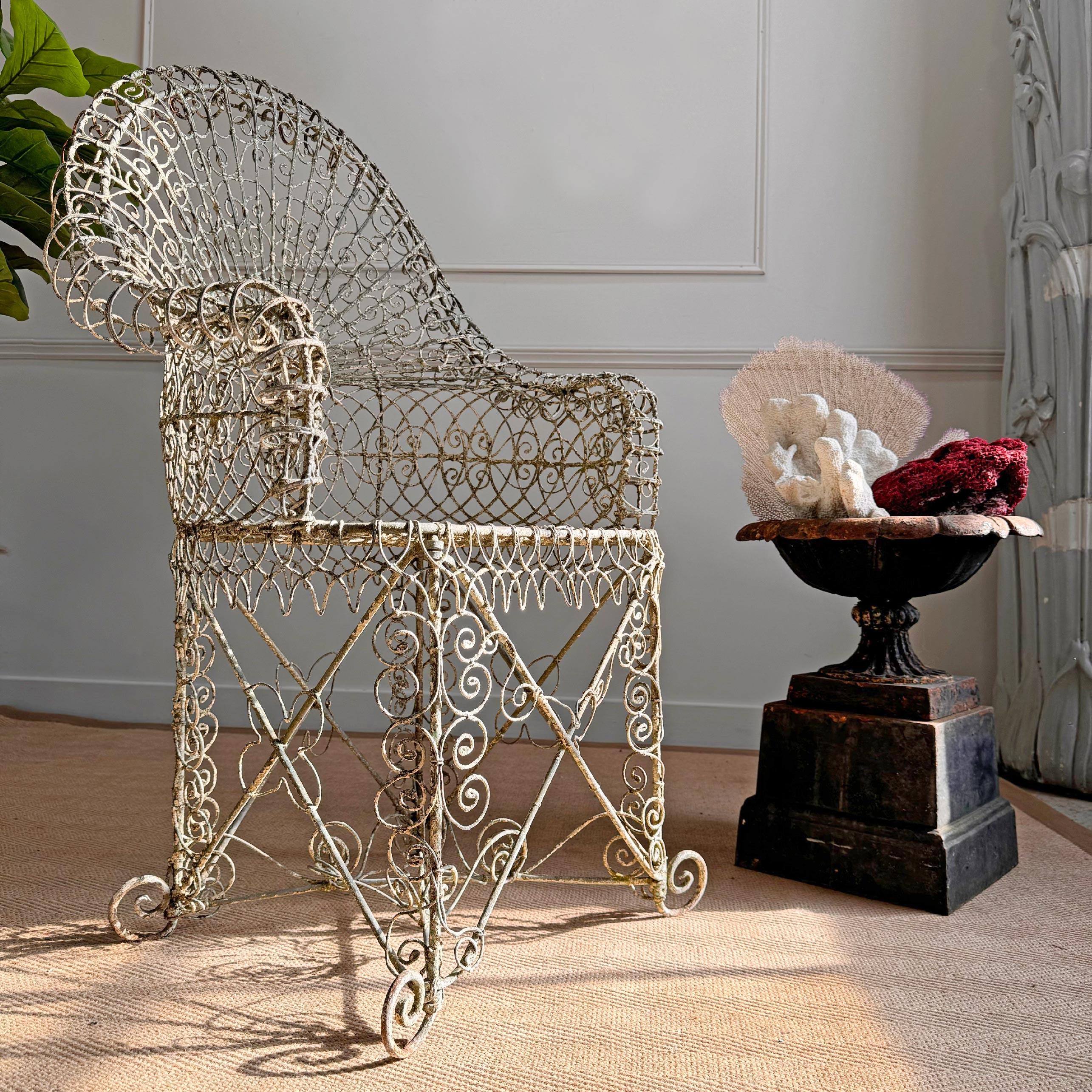 Silla de Jardín Blanca Decorativa de la Regencia del Siglo XIX en venta 4