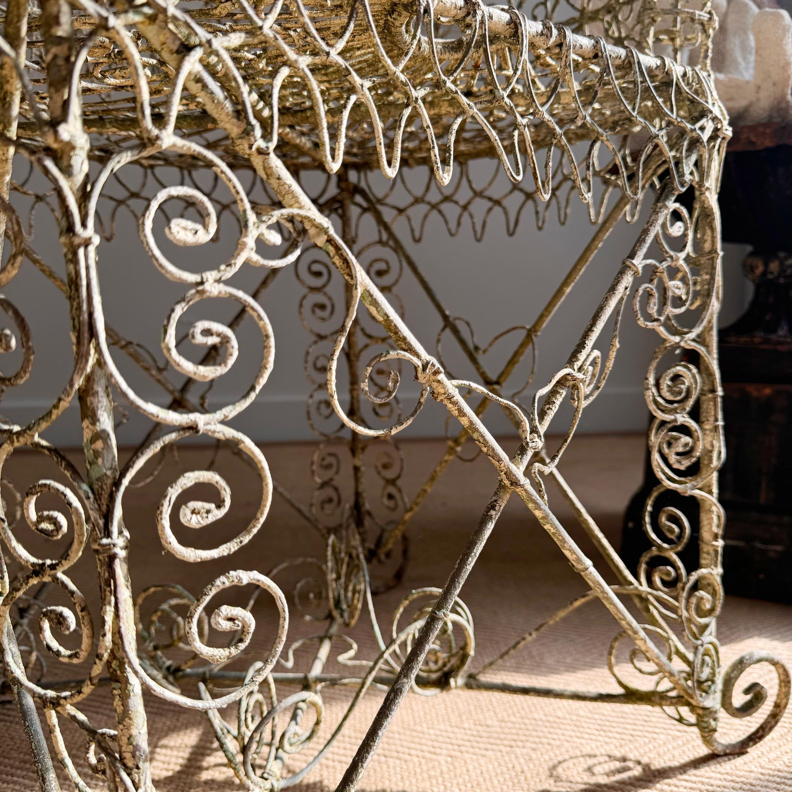 Silla de Jardín Blanca Decorativa de la Regencia del Siglo XIX en venta 1