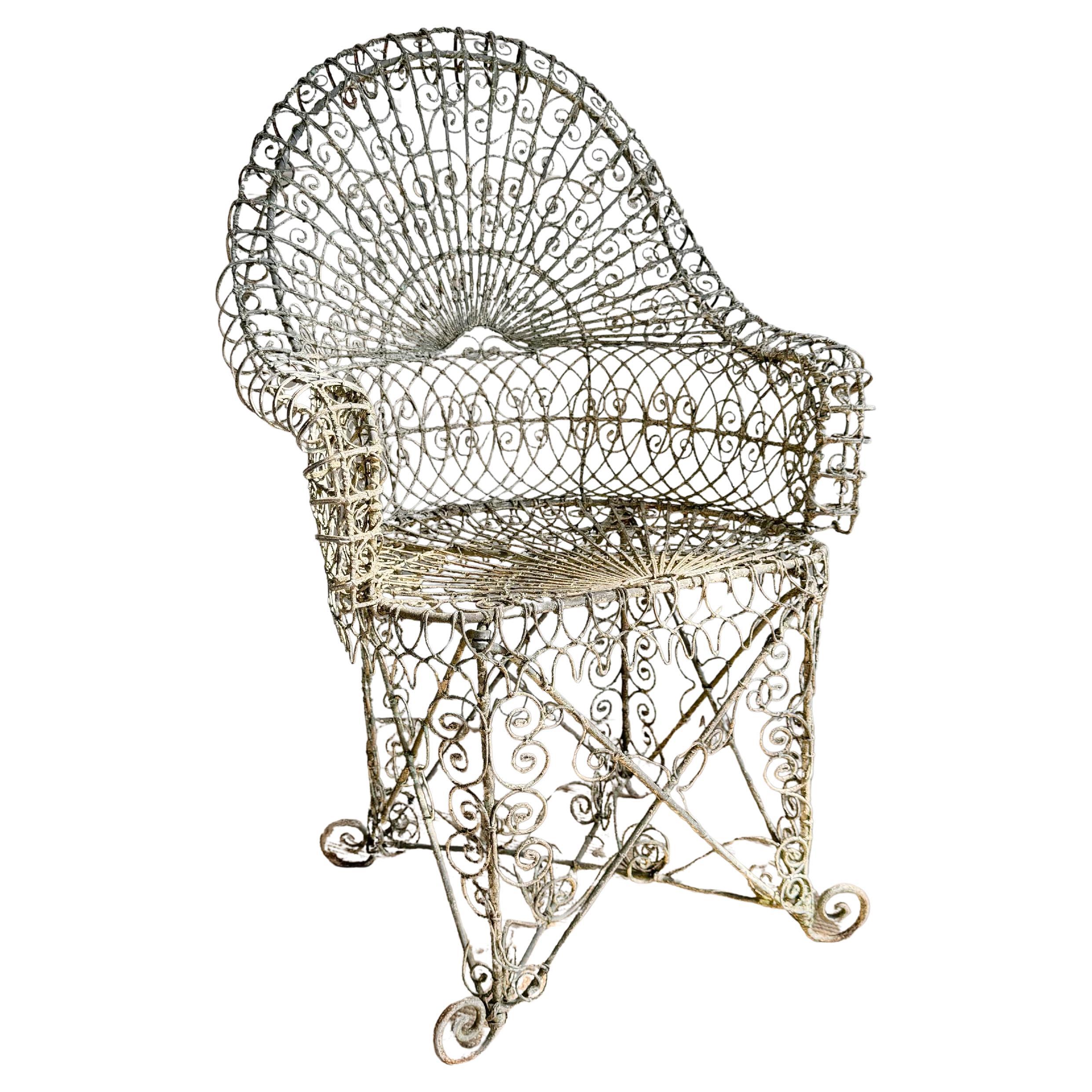 Chaise de jardin blanche décorative de style Régence du 19ème siècle