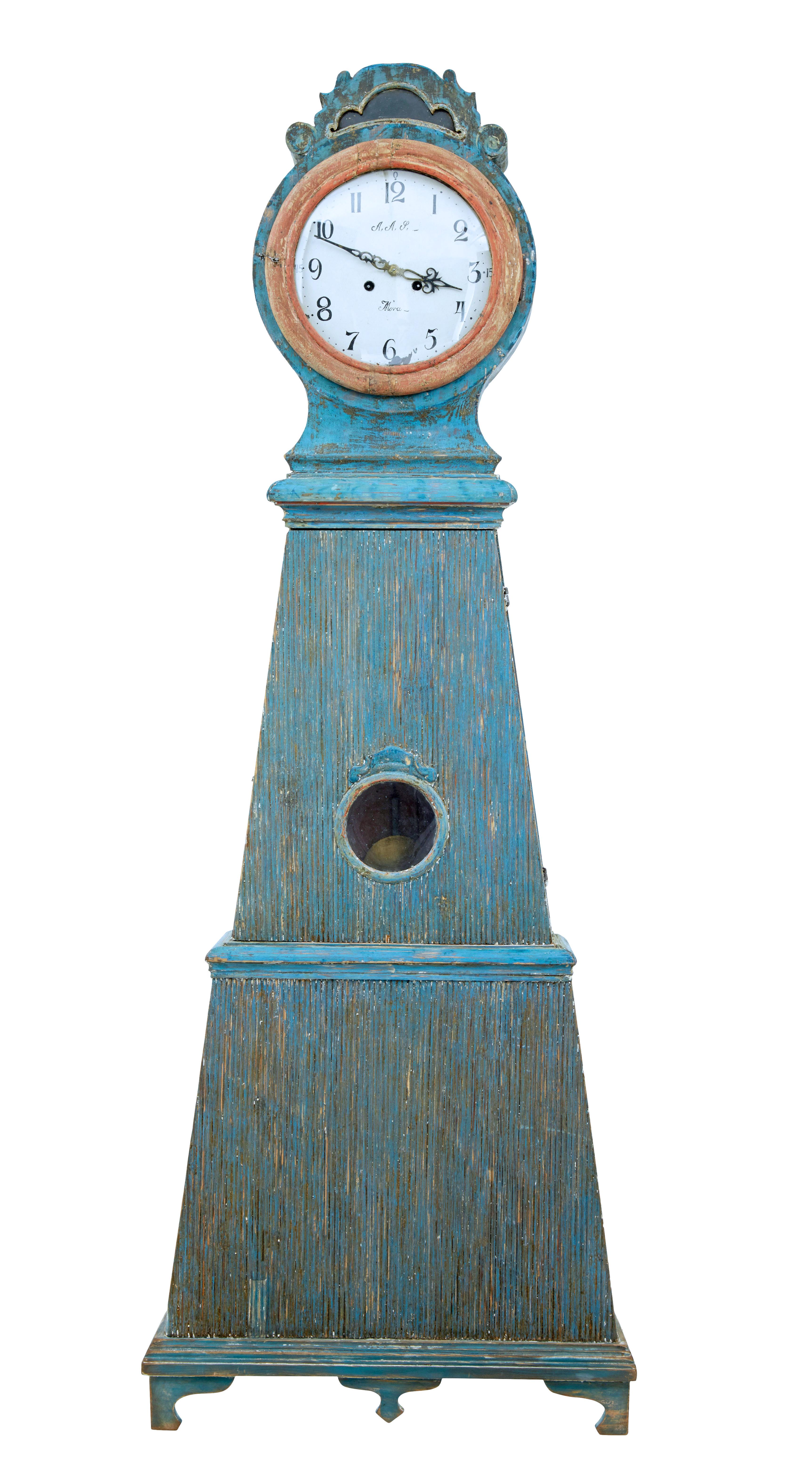 19th century decorative Swedish mora long case clock, circa 1850.

Stunning long case clock circa. Presented to you with original scraped back paint.

Clock dial with makers initials from the mora region. Pyramid shaped with fluted detailing.